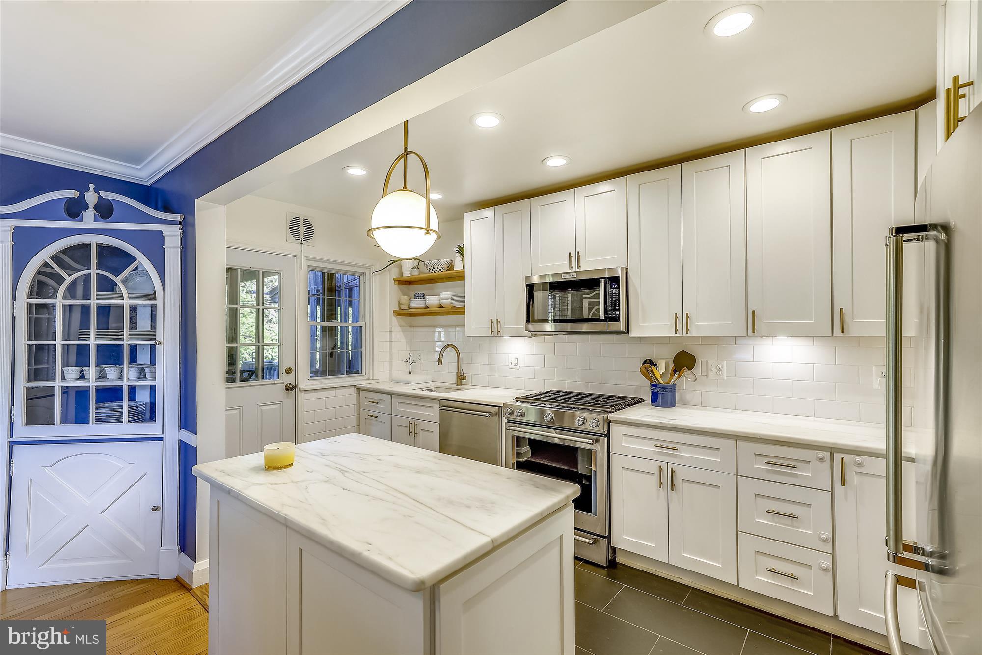 RODGERS FORGE/GAYWOOD - Residential