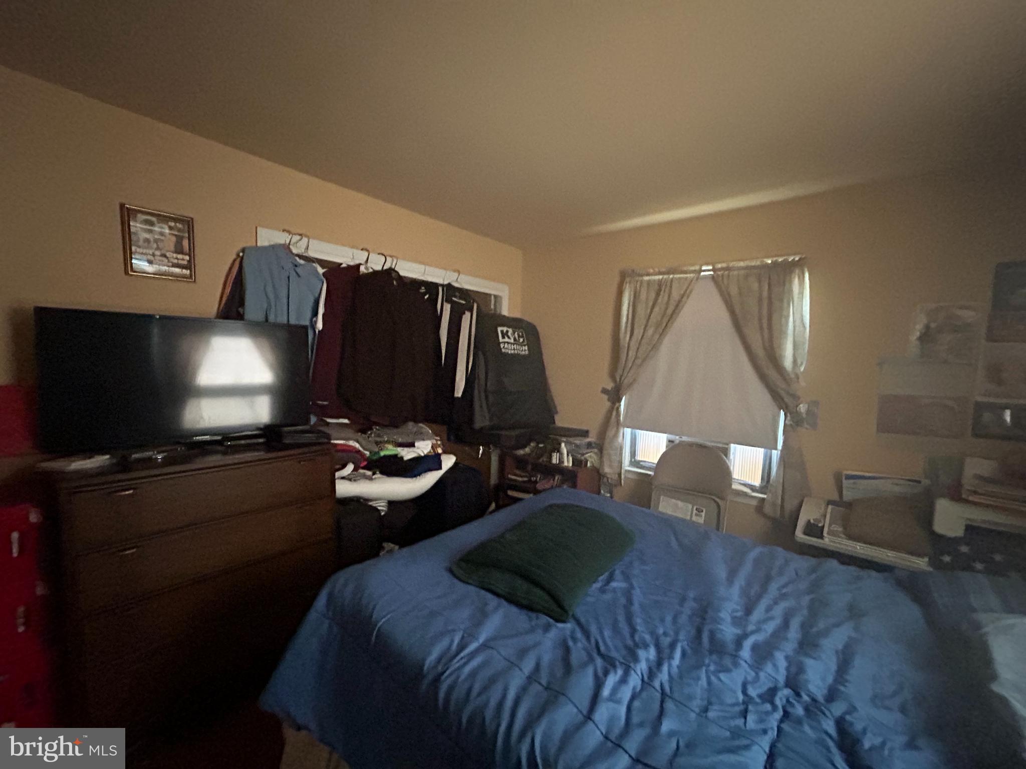 HILLSMERE ESTATES - Residential