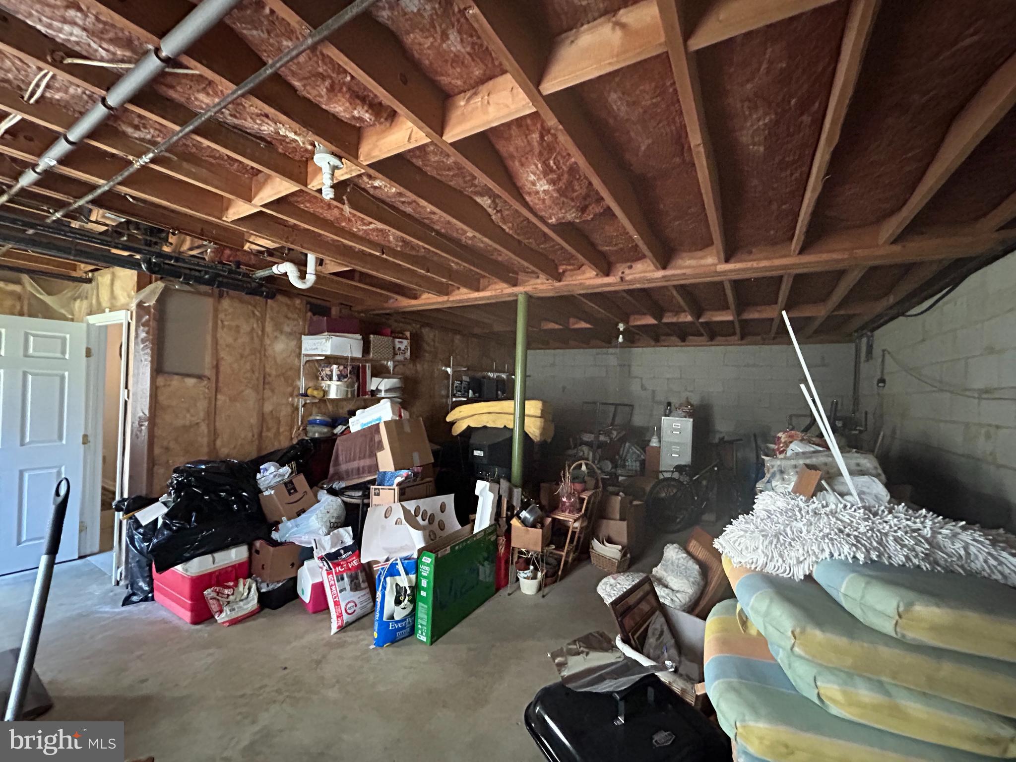 HILLSMERE ESTATES - Residential