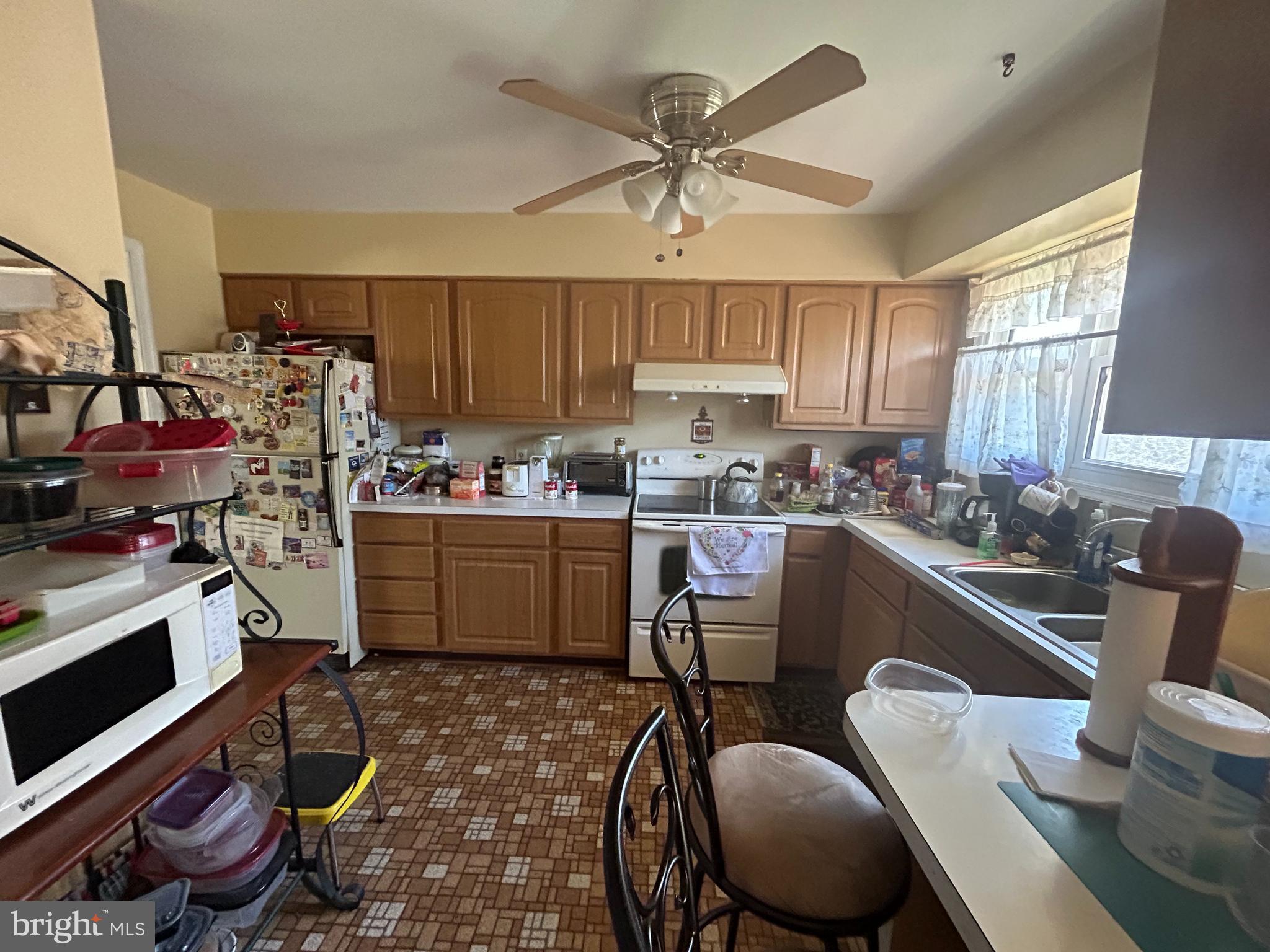 HILLSMERE ESTATES - Residential