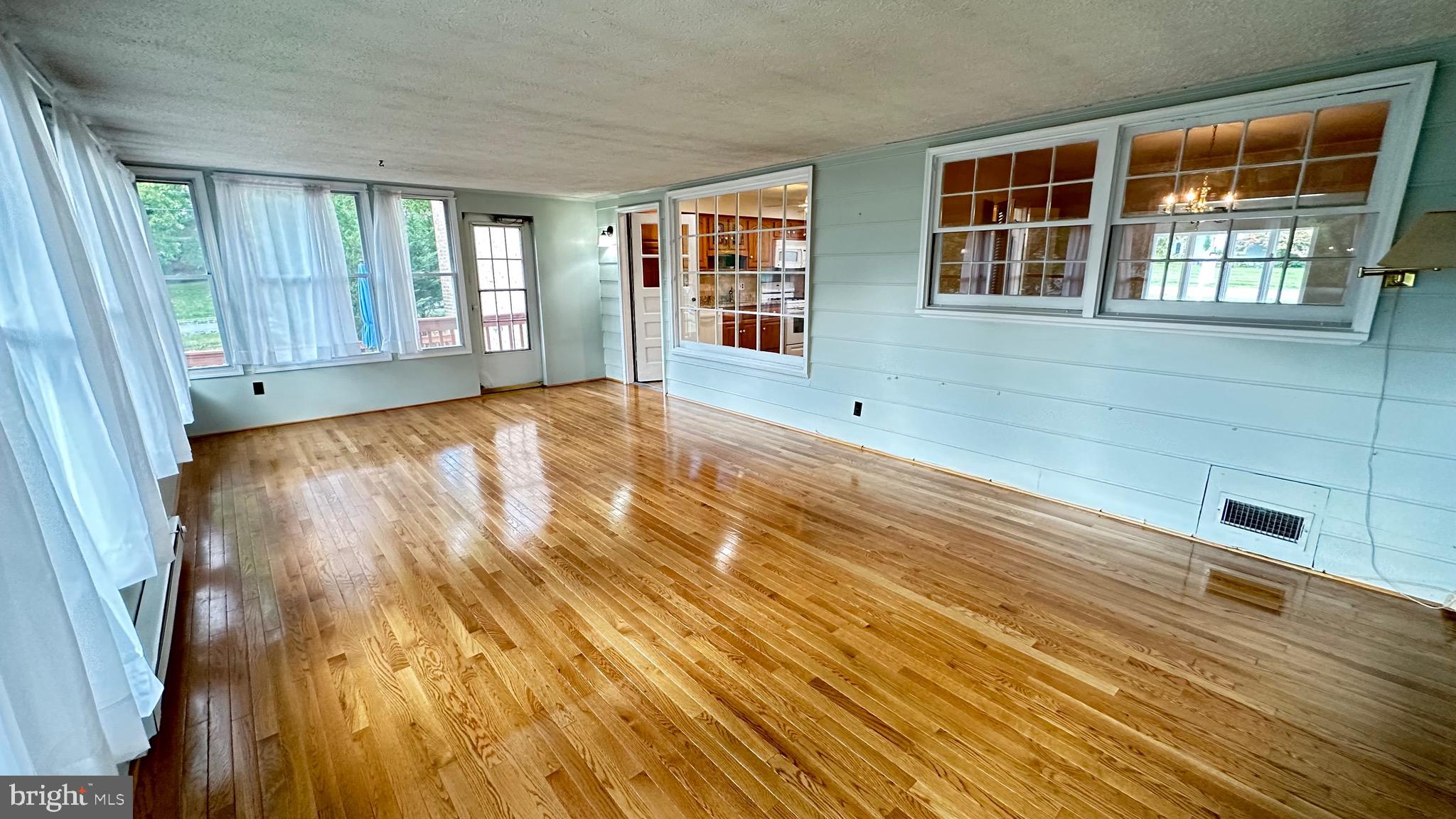 NORTH SPRINGBROOK - Residential