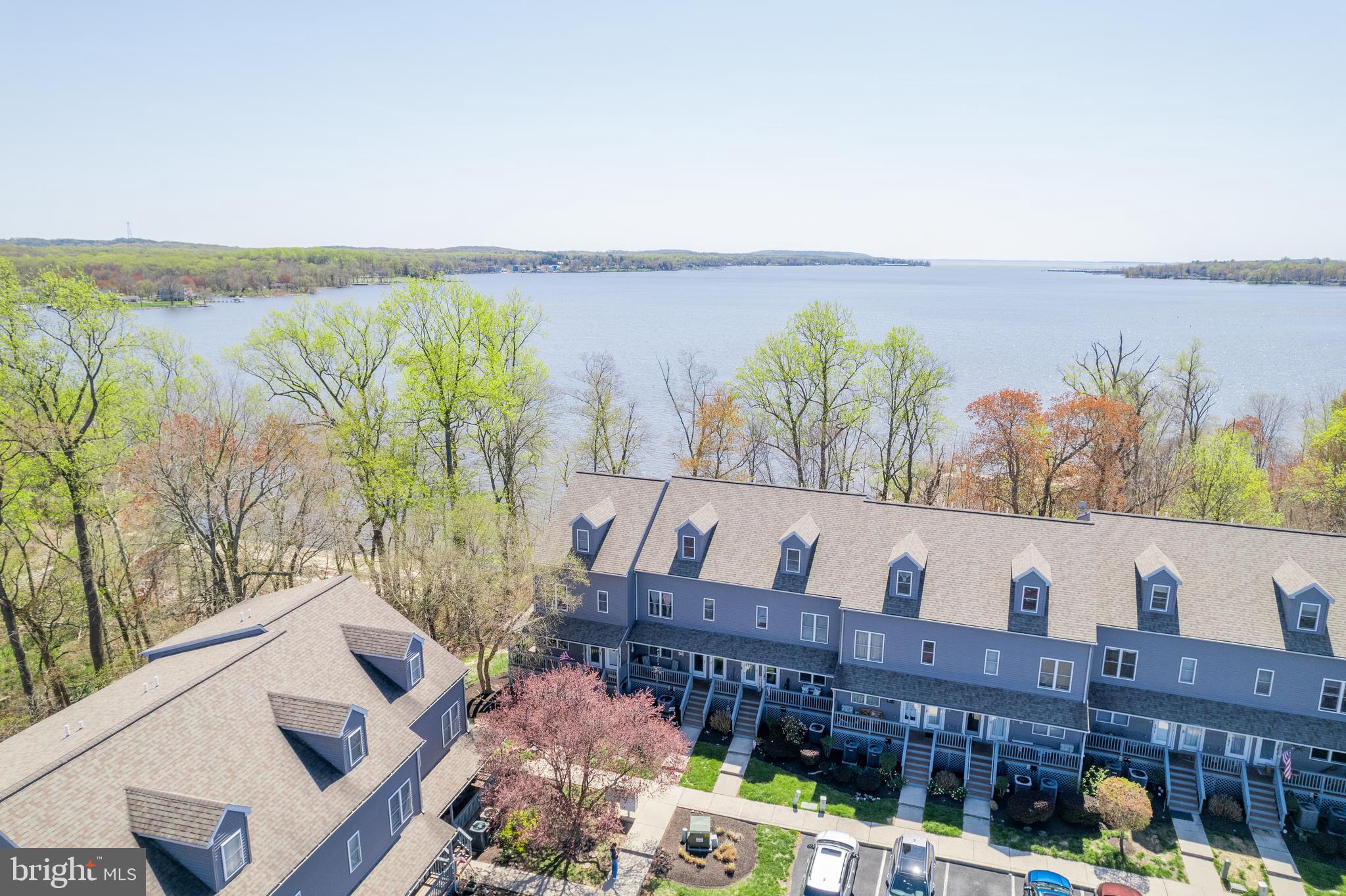 NORTH EAST ISLES - Residential