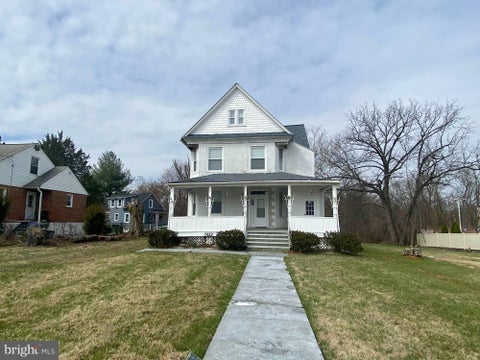 Multifamily For Sale - 1922 N Forest Park Avenue<br/> BALTIMORE, MD 21207