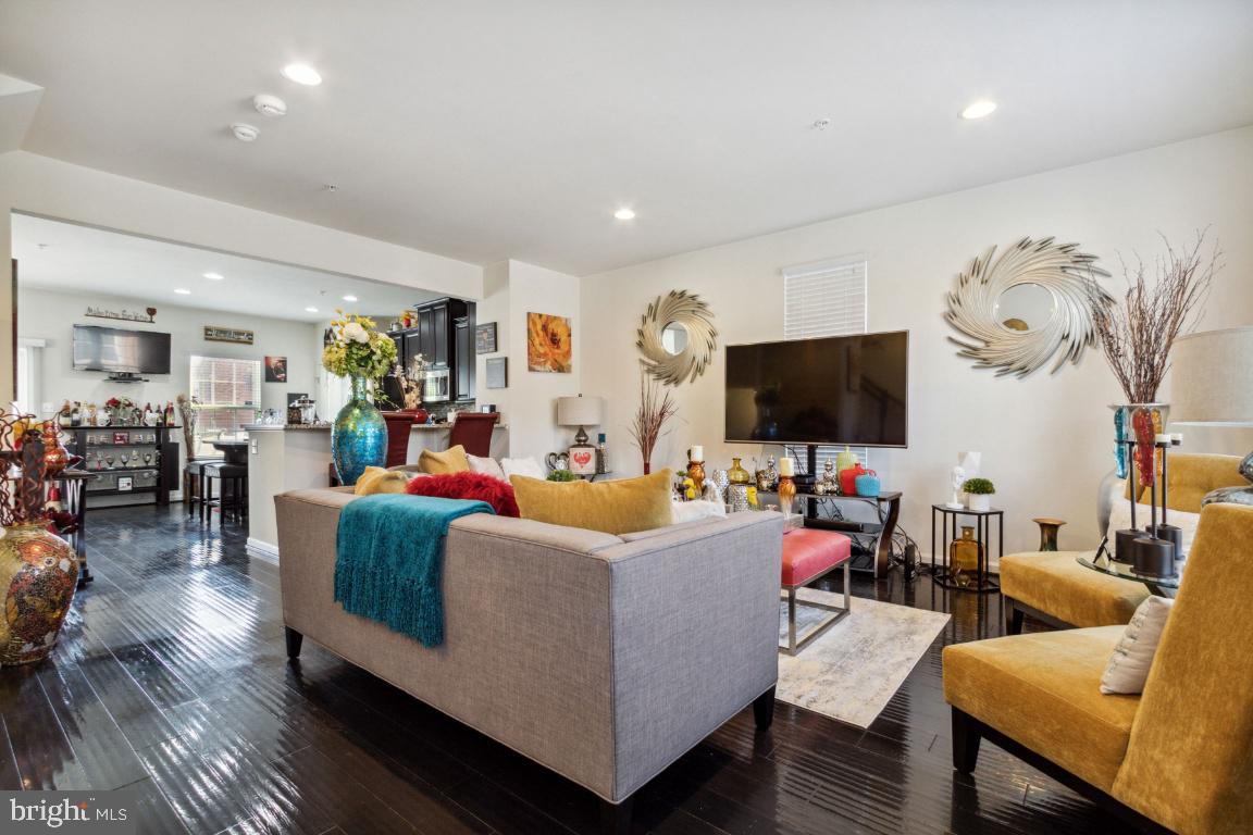 ADAMS CROSSING - Residential