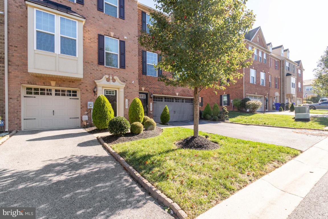 ADAMS CROSSING - Residential