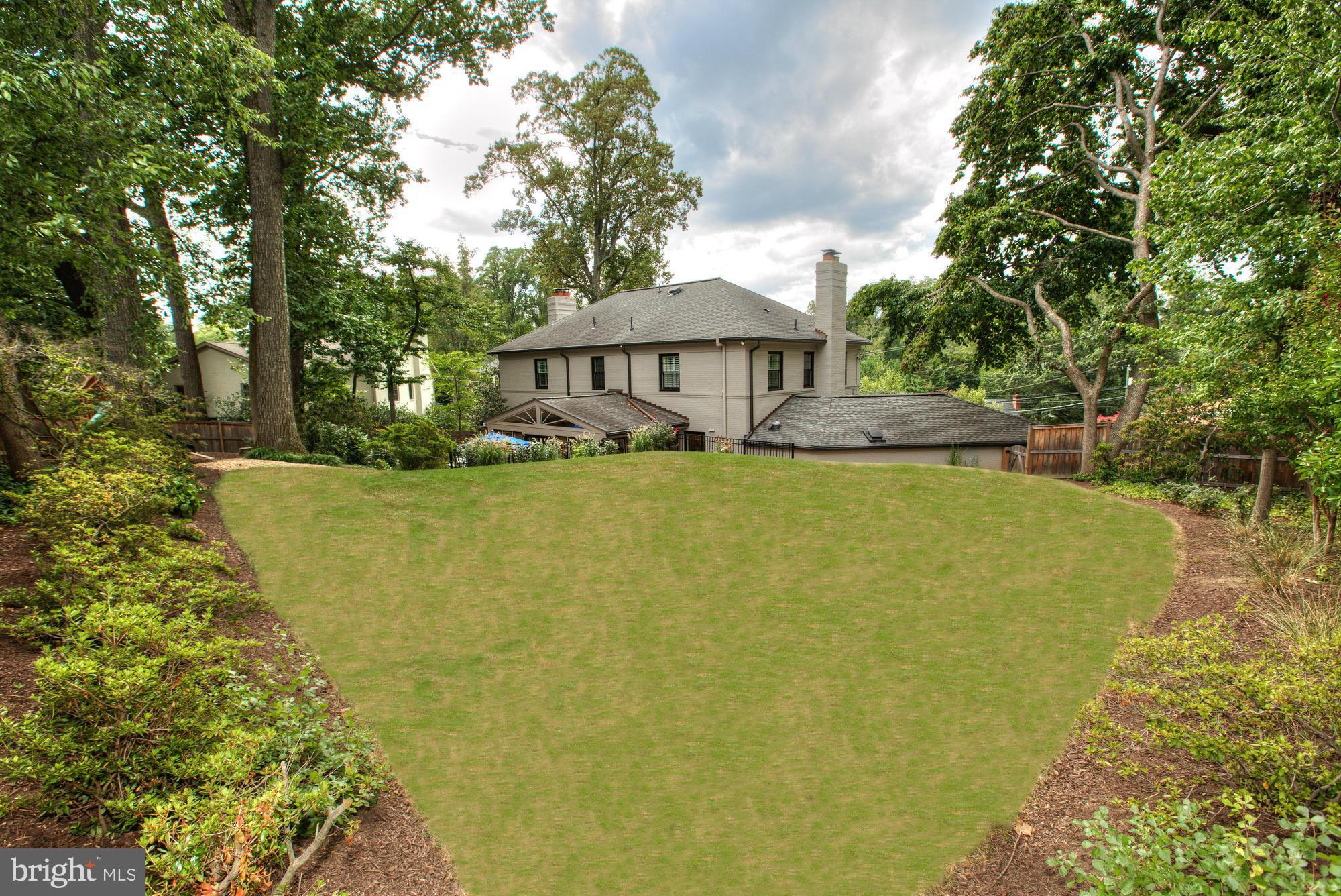 COUNTRY CLUB HILLS - Residential