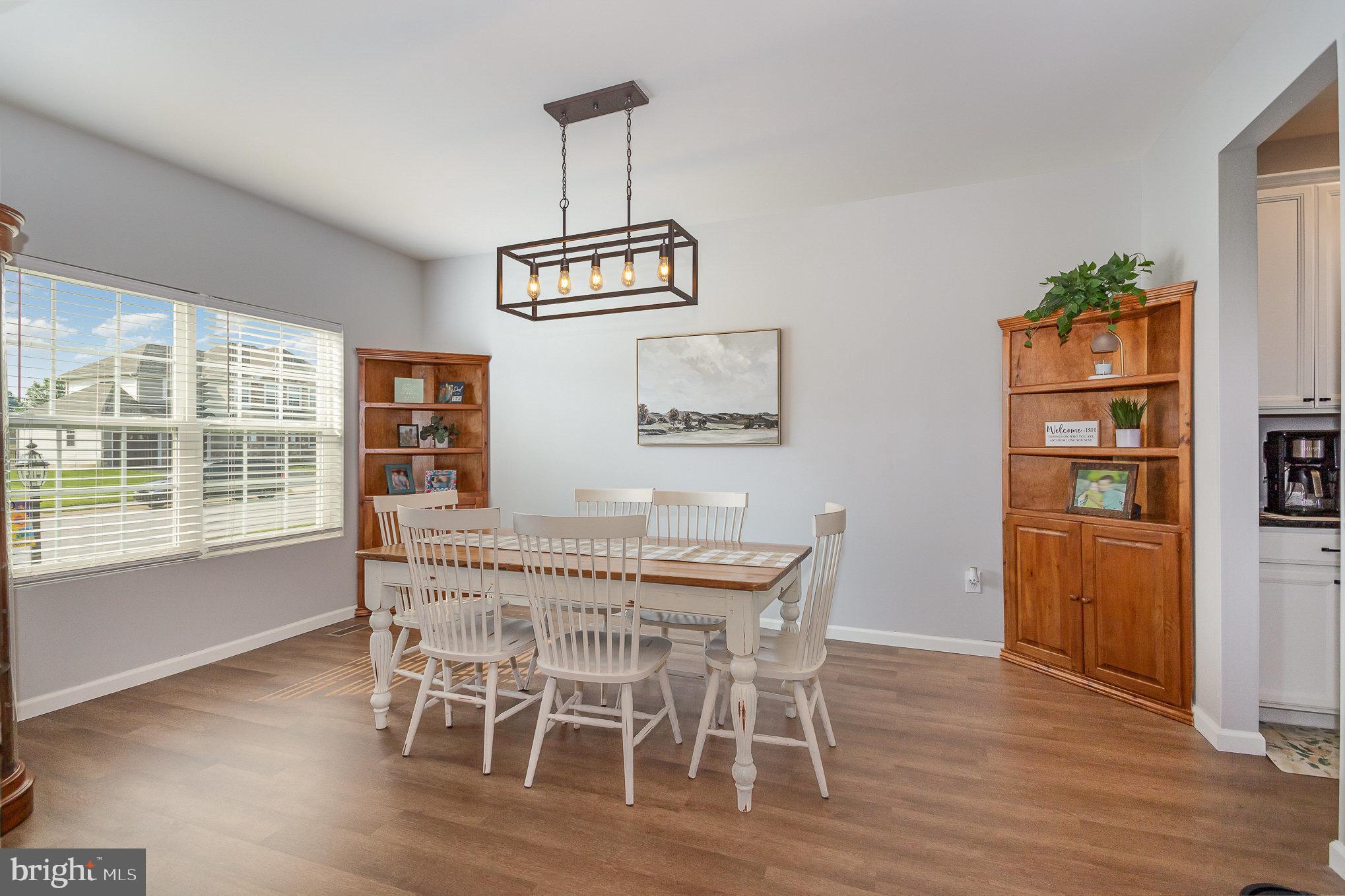 ROLLING MEADOWS - Residential