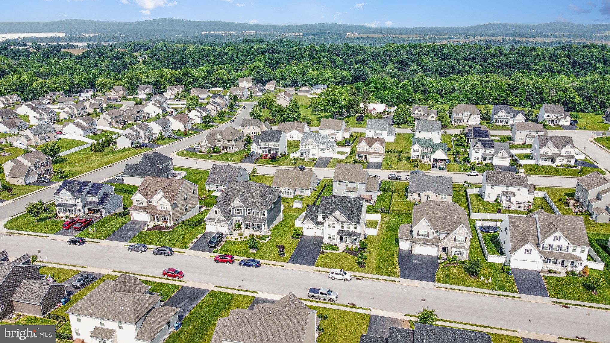 ROLLING MEADOWS - Residential