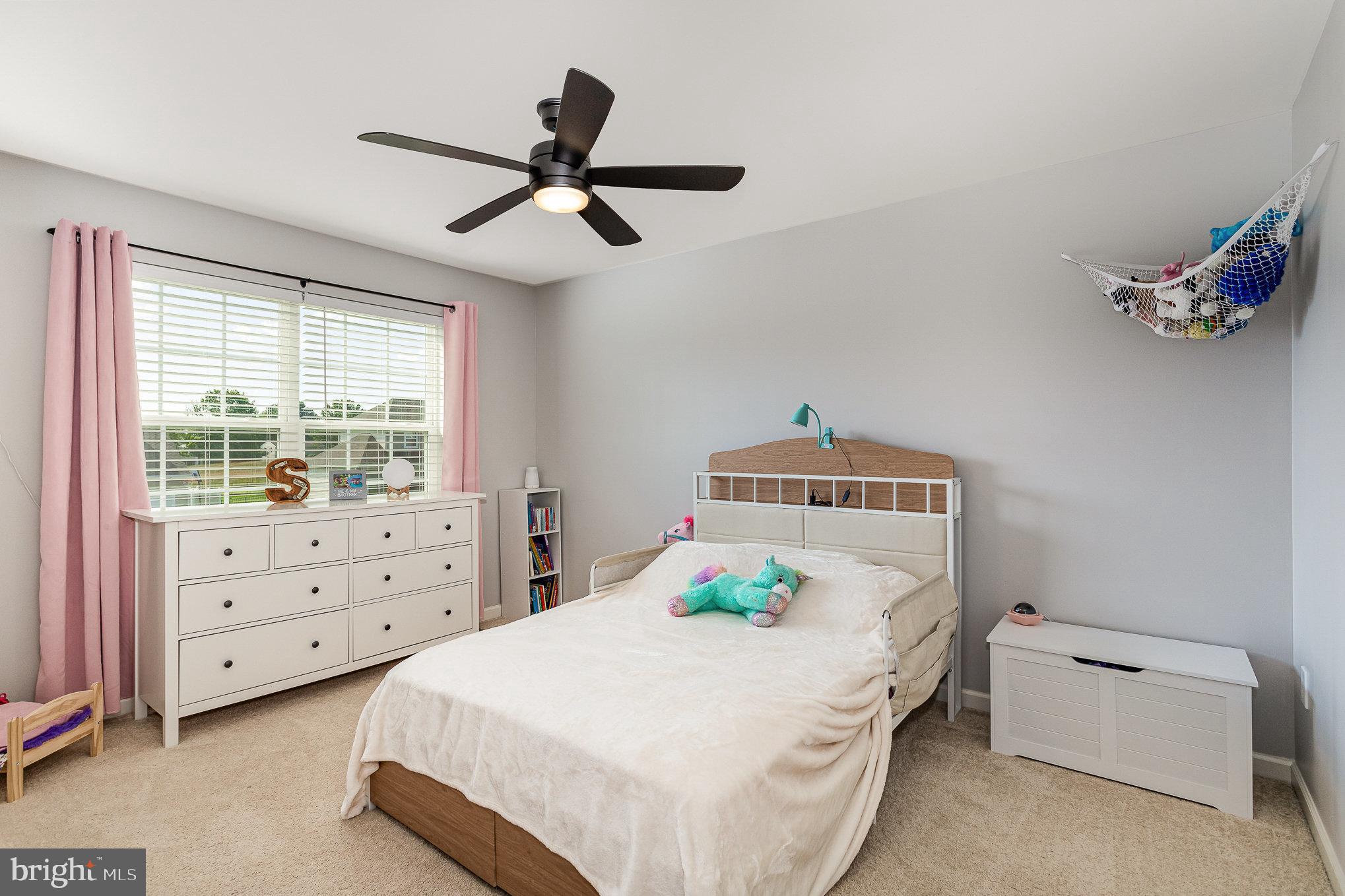 ROLLING MEADOWS - Residential