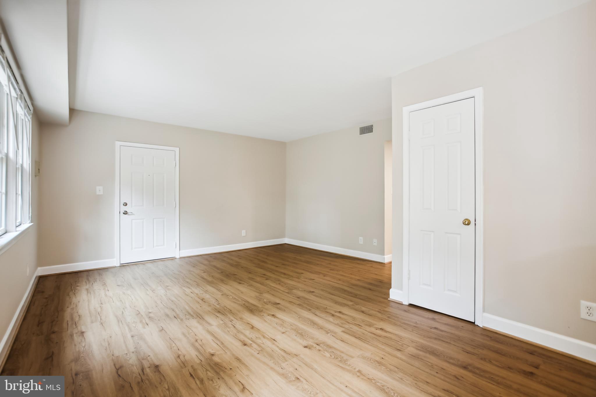 CANAL PLACE - Residential Lease