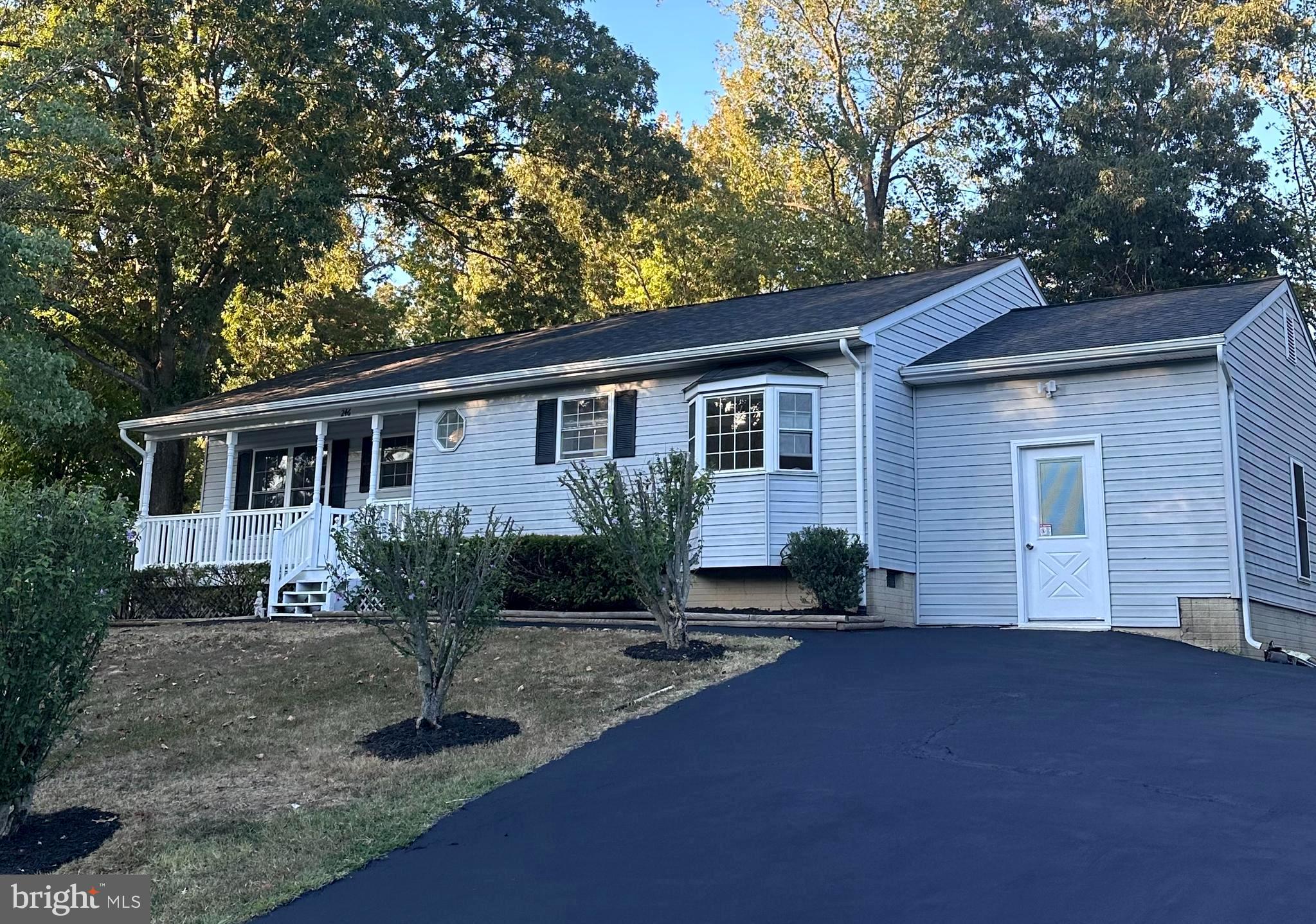 SHADOW WOODS - Residential