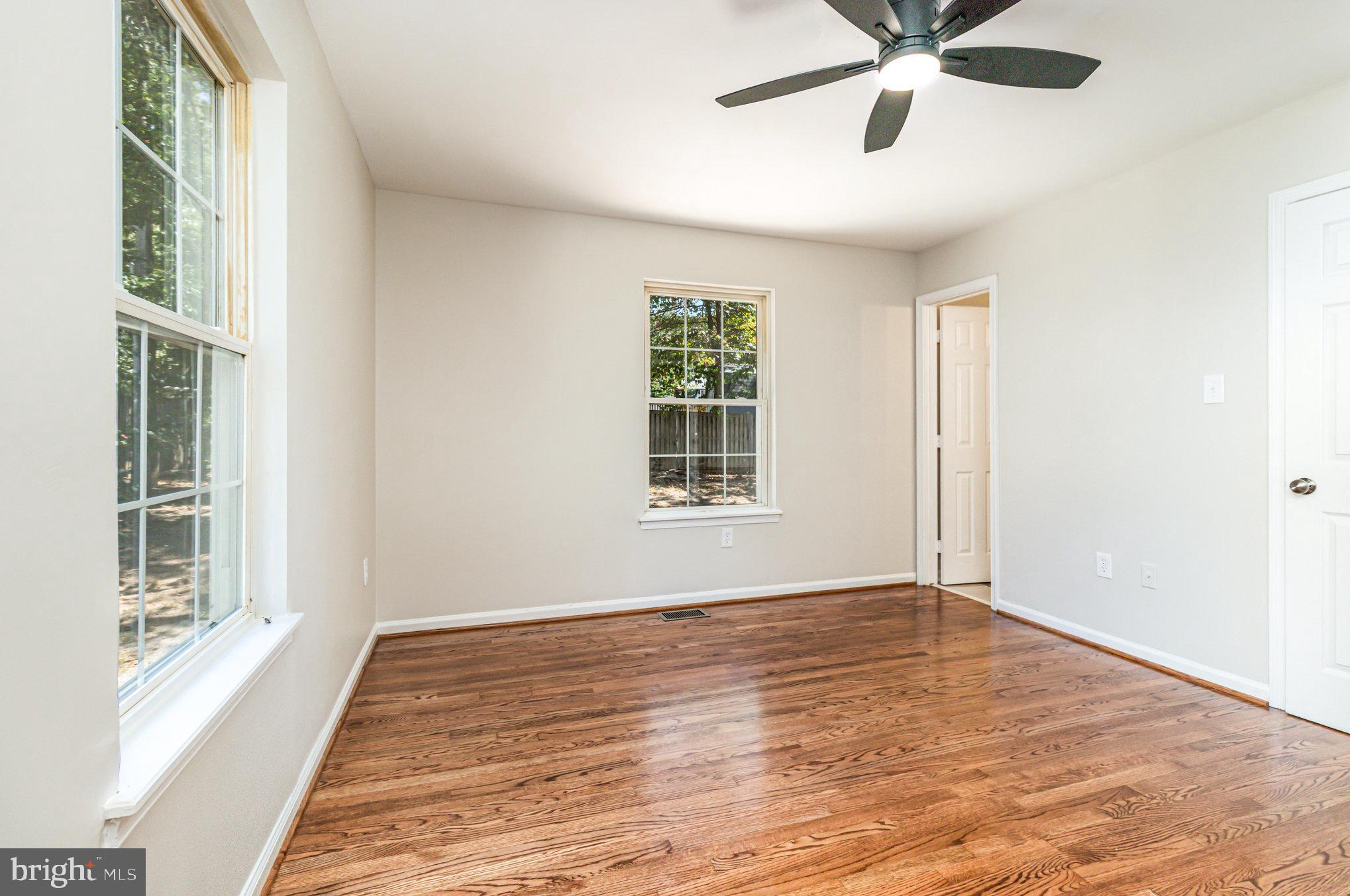 SHADOW WOODS - Residential