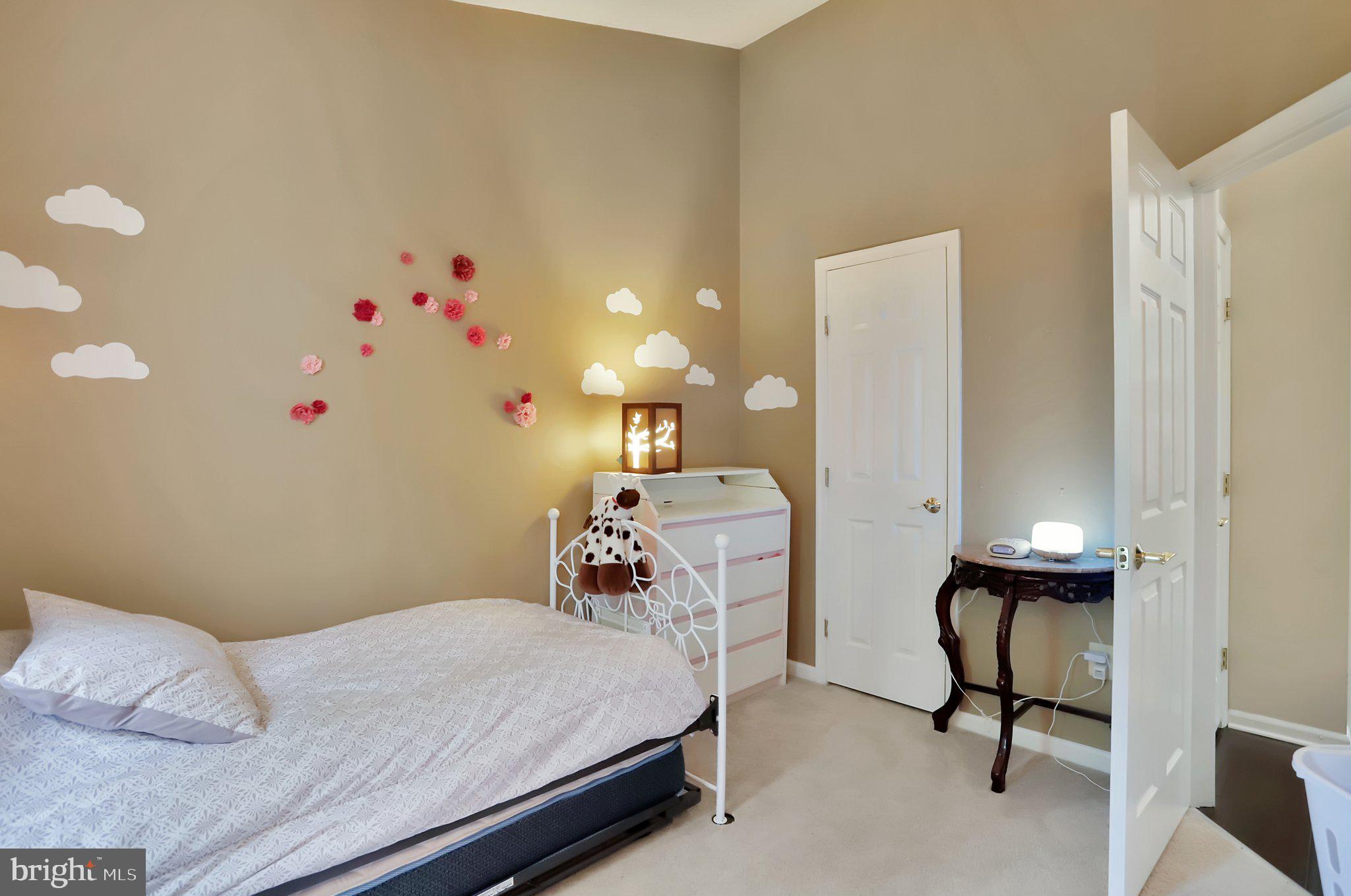 OVERLOOK - Residential