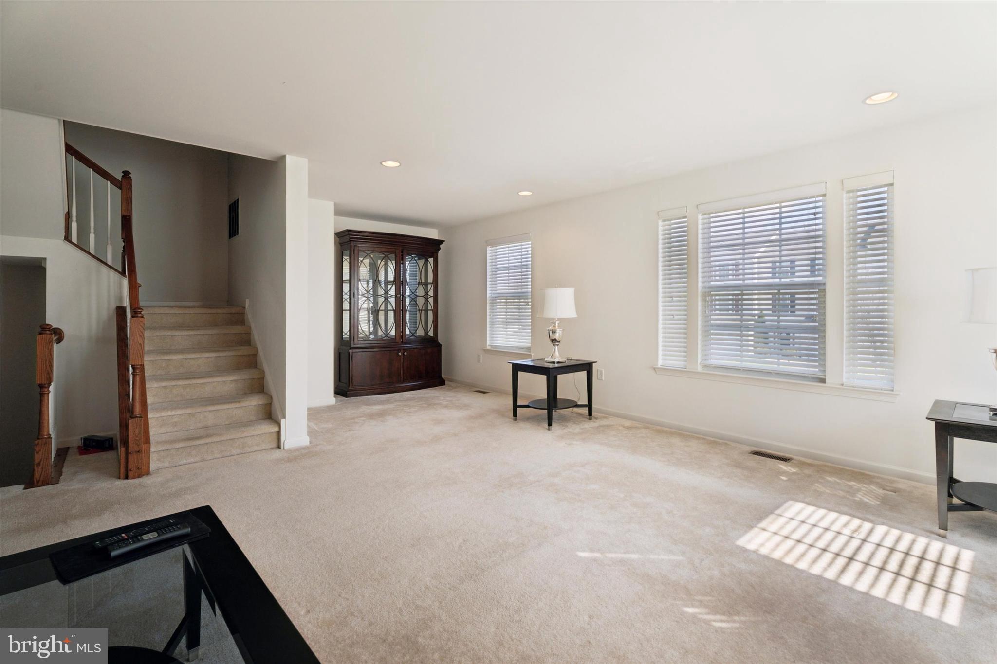 COVENTRY GLEN - Residential