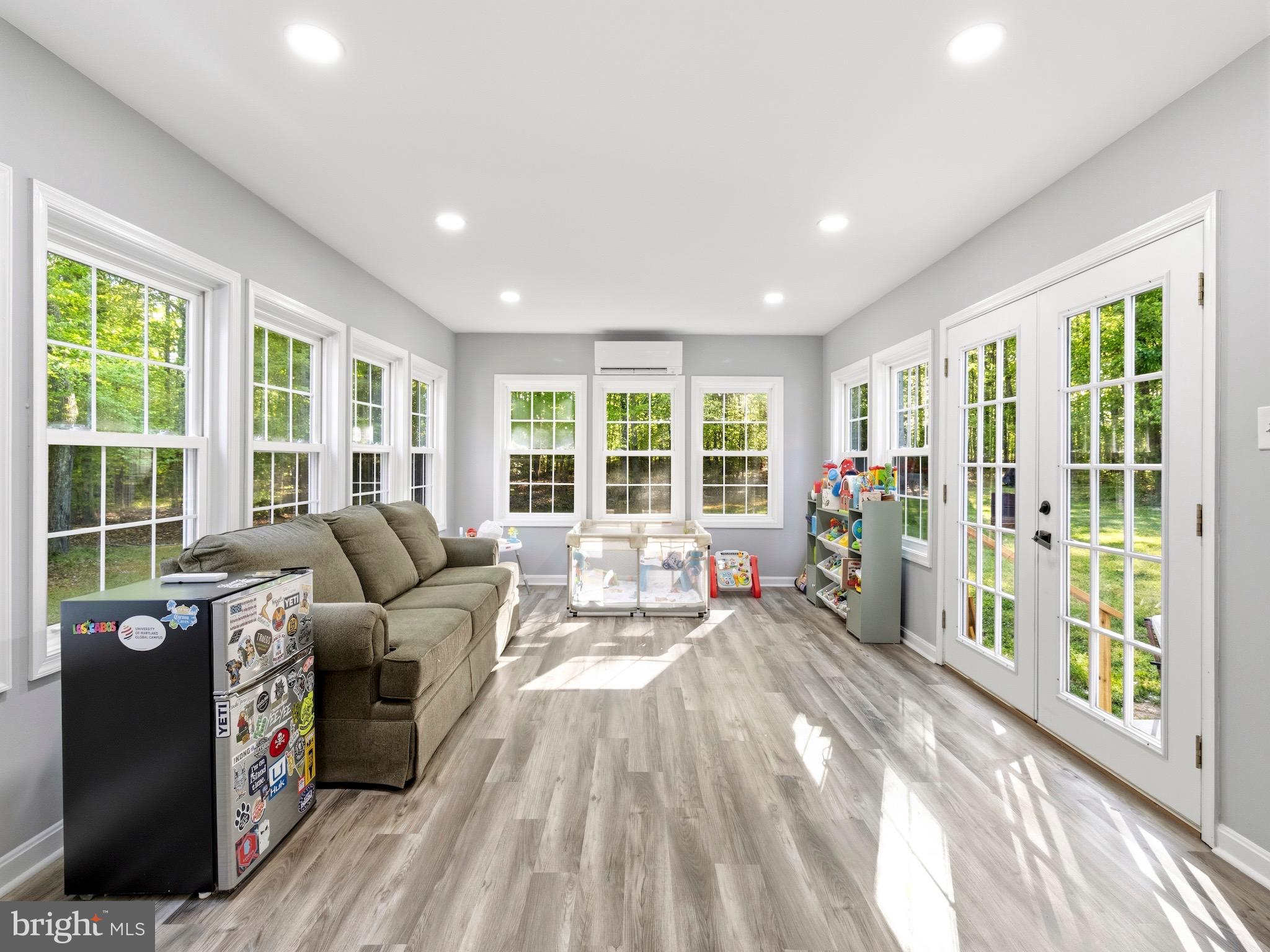 LACY'S RUN ESTATES - Residential