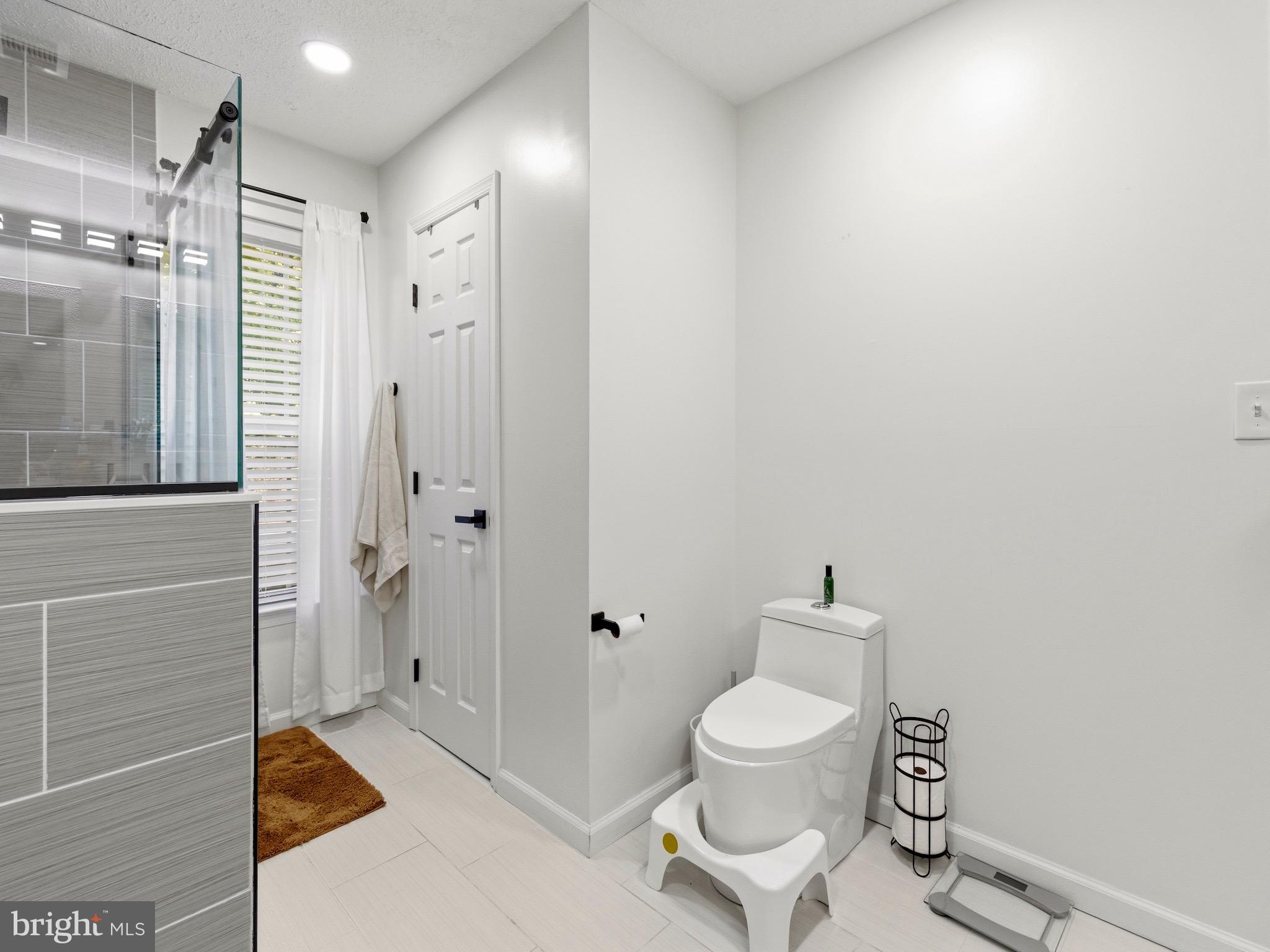 LACY'S RUN ESTATES - Residential