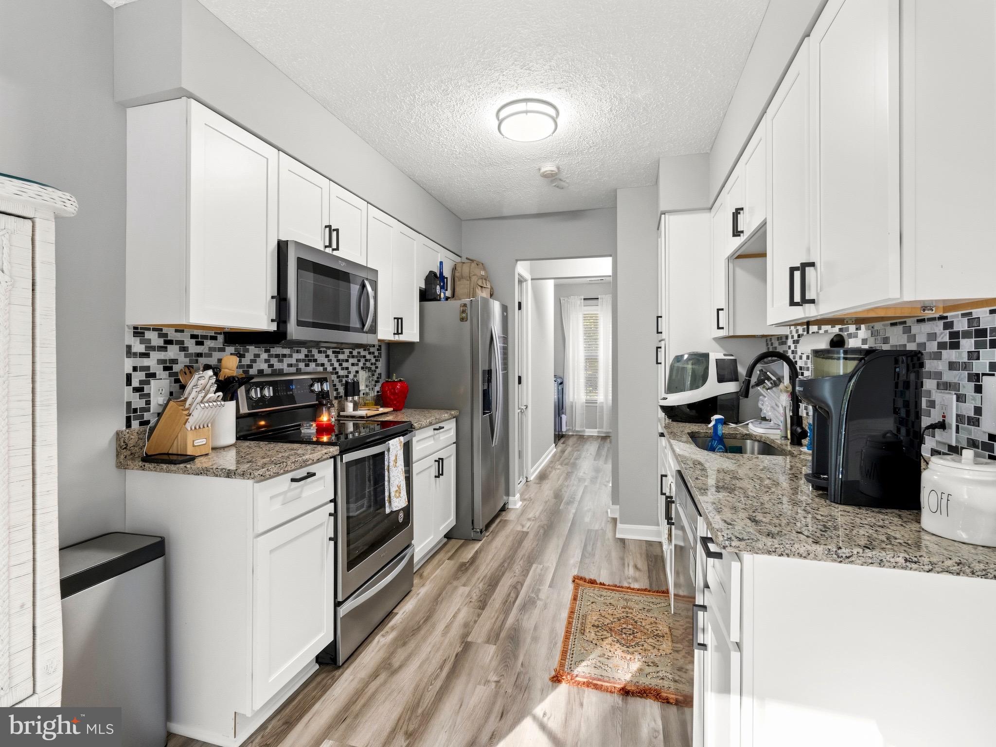 LACY'S RUN ESTATES - Residential