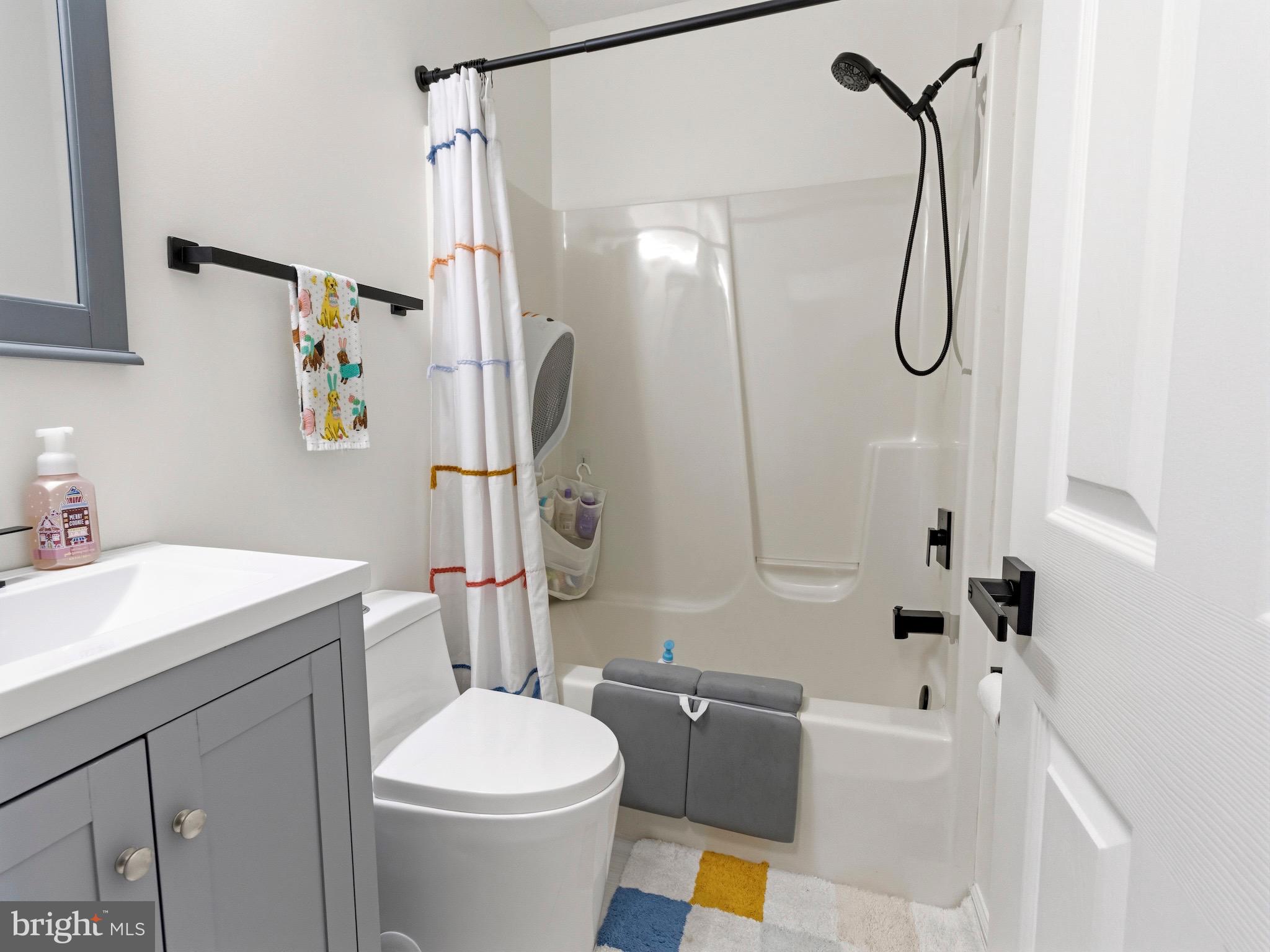 LACY'S RUN ESTATES - Residential