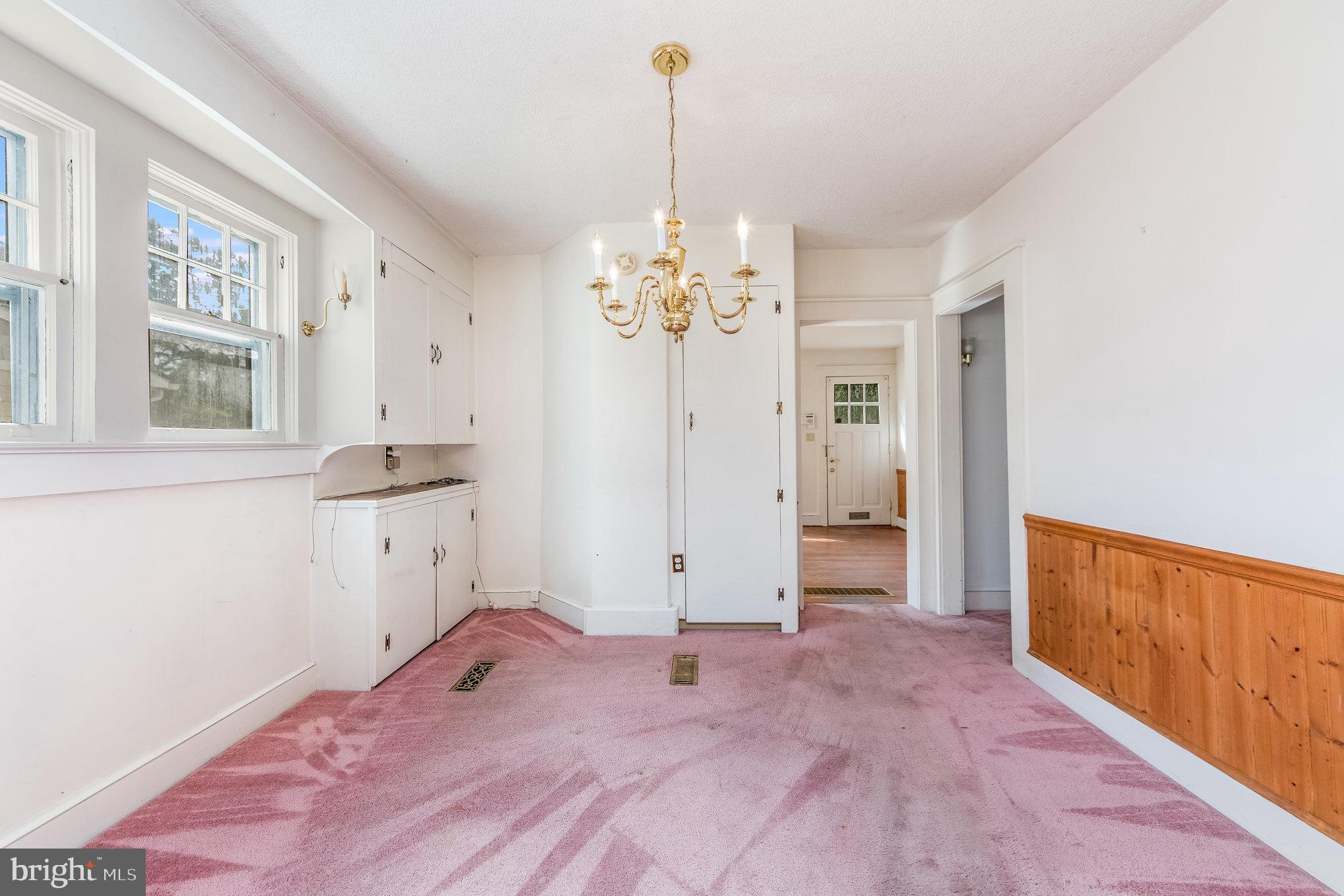 1311 ROWE STREET