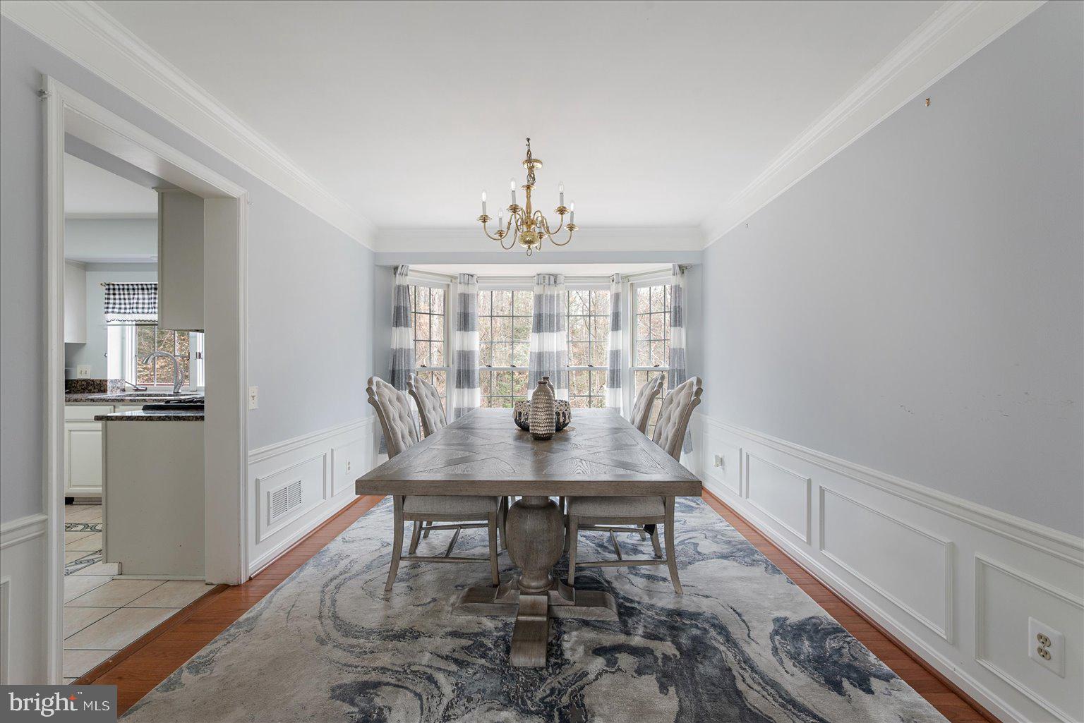 RIVER OAKS - Residential