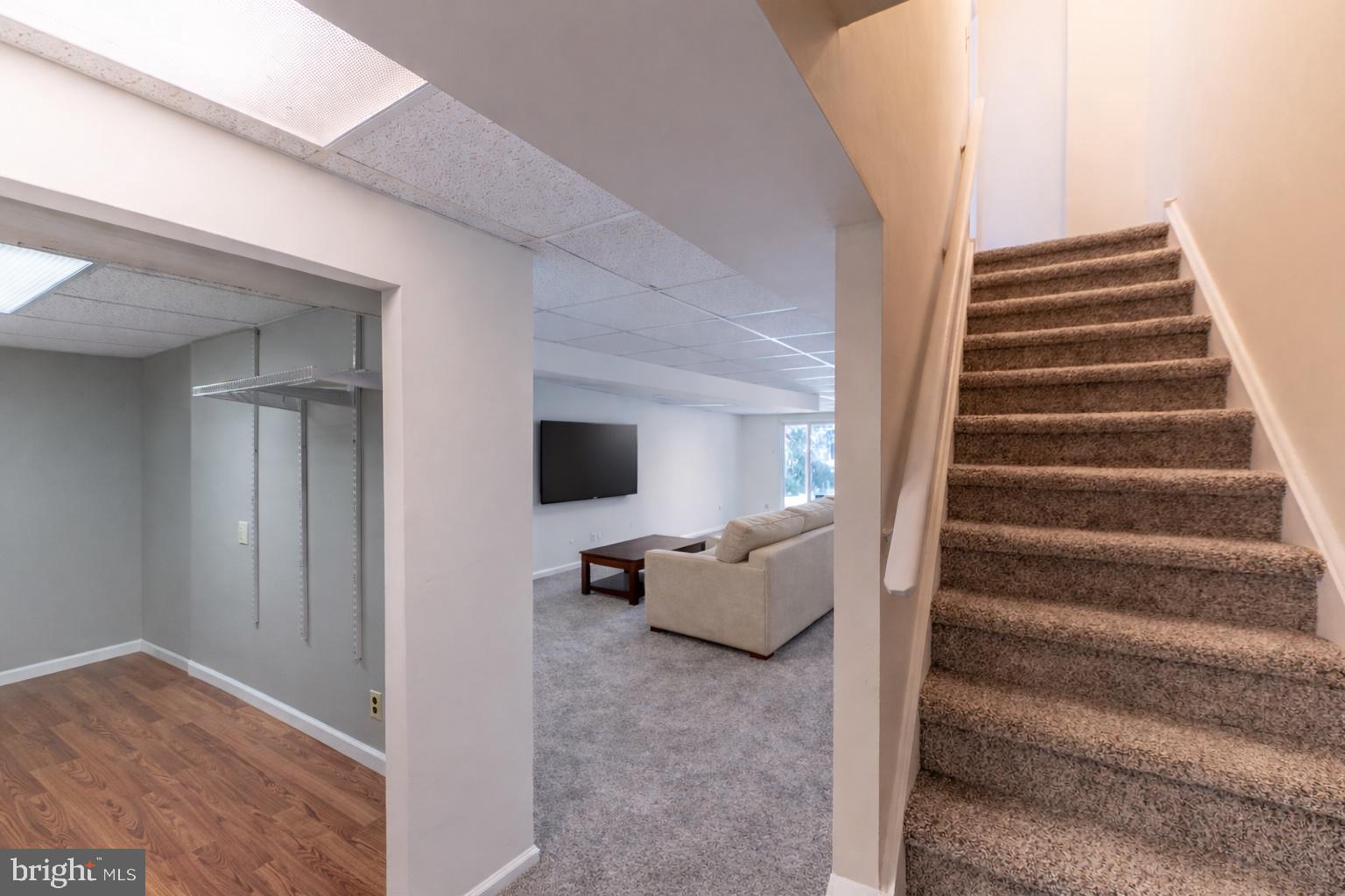 REGENTS PARK - Residential