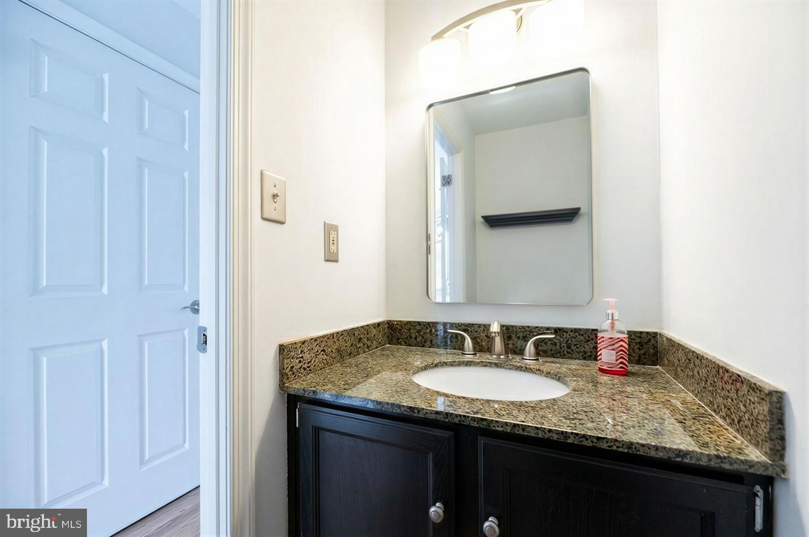 REGENTS PARK - Residential