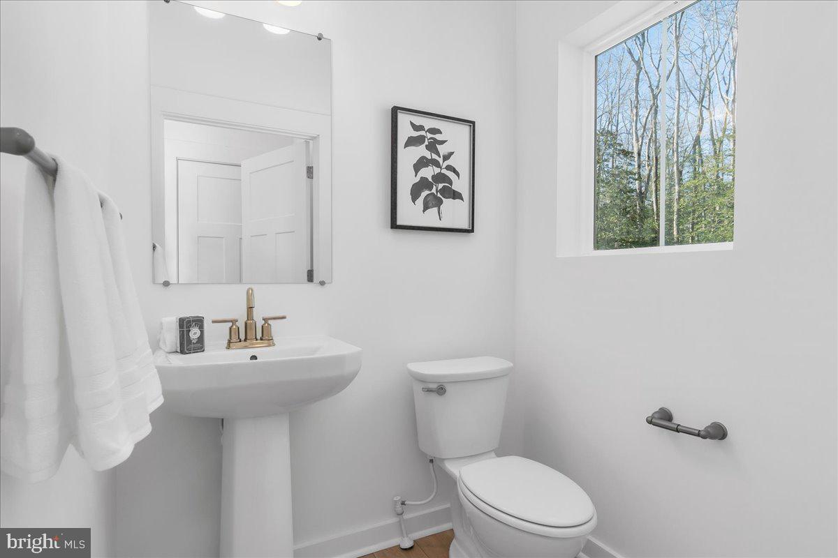 SHADY SIDE - Residential