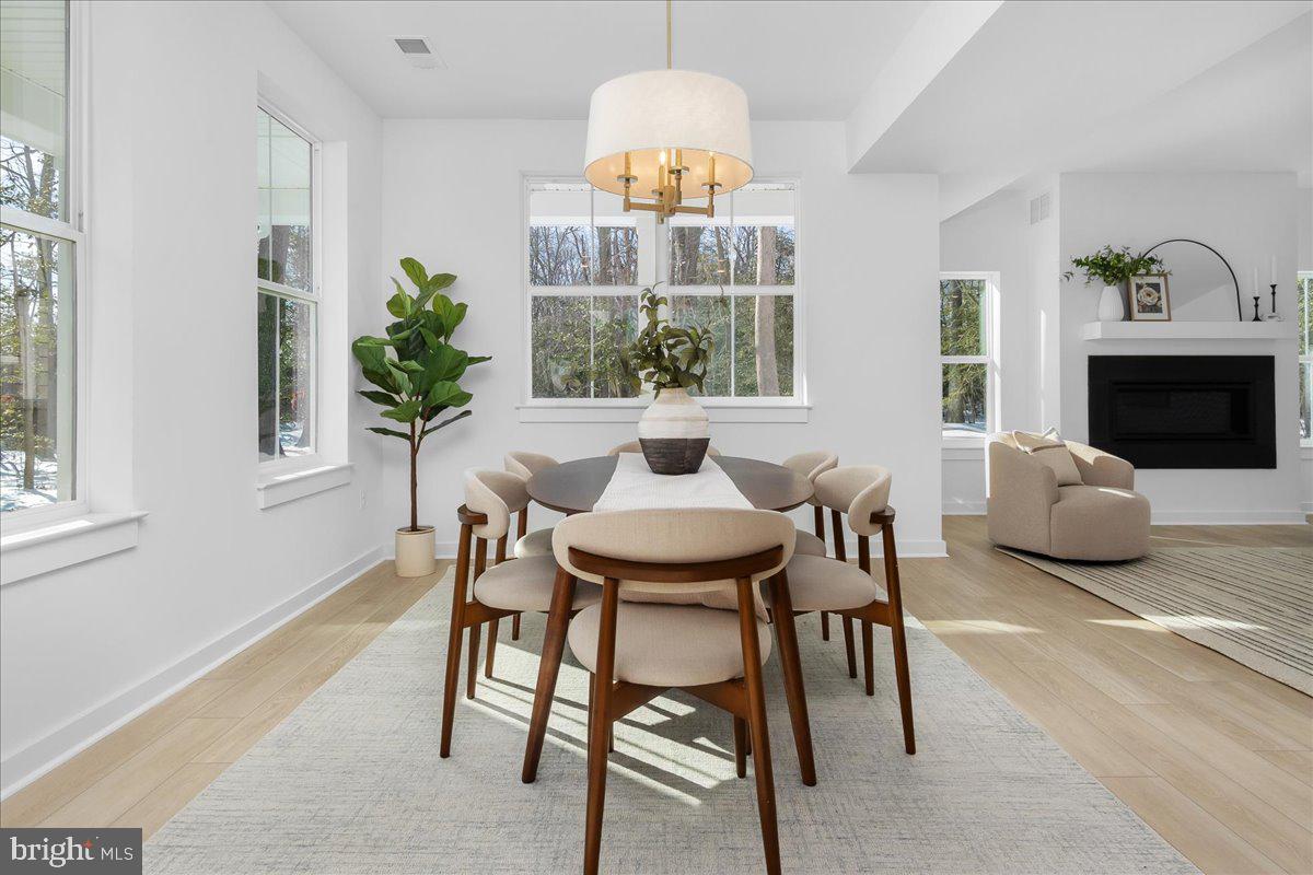 SHADY SIDE - Residential