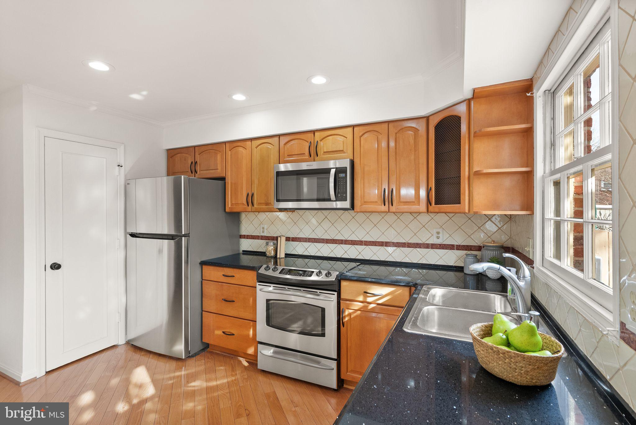 CHARLESTOWN - Residential