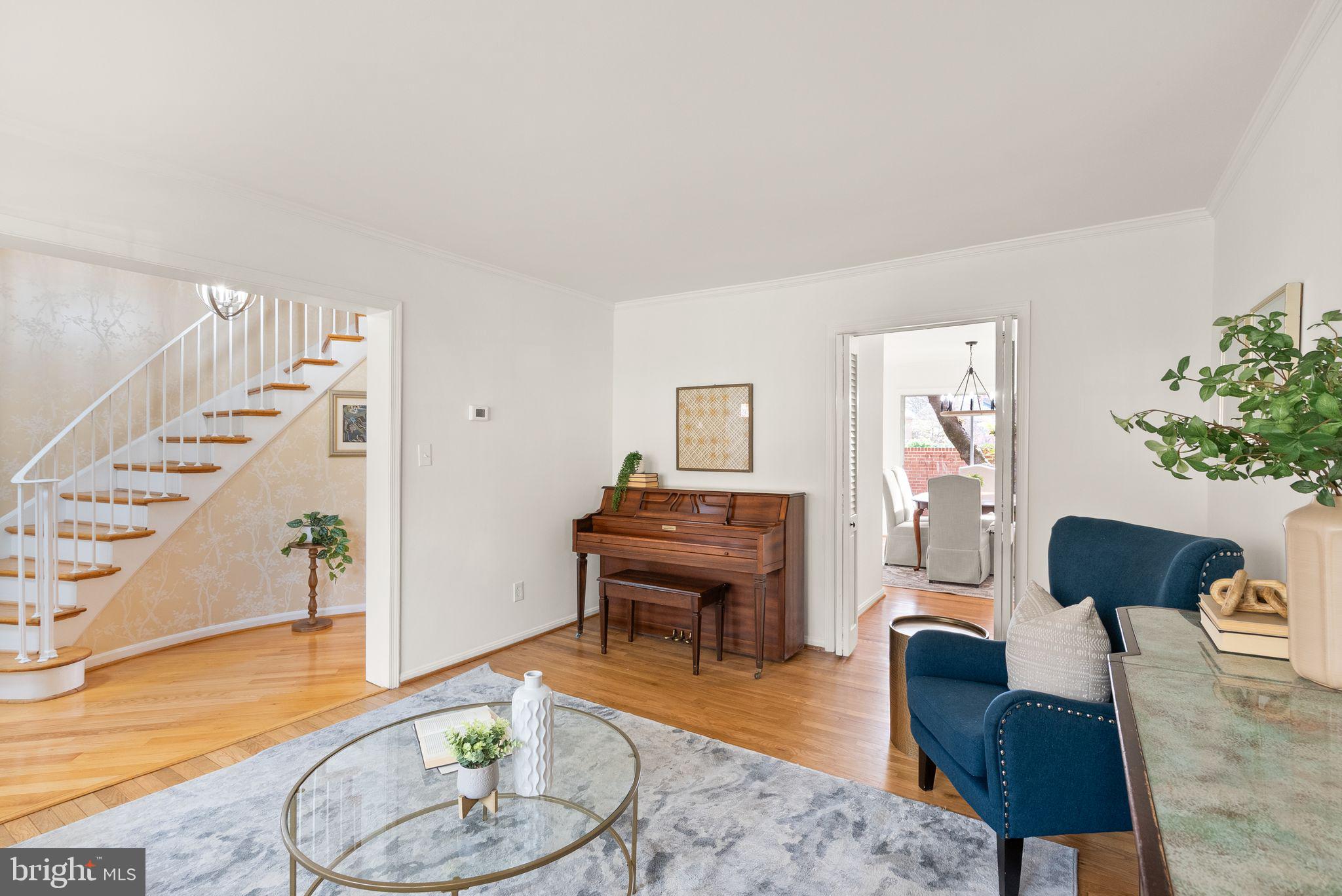 CHARLESTOWN - Residential