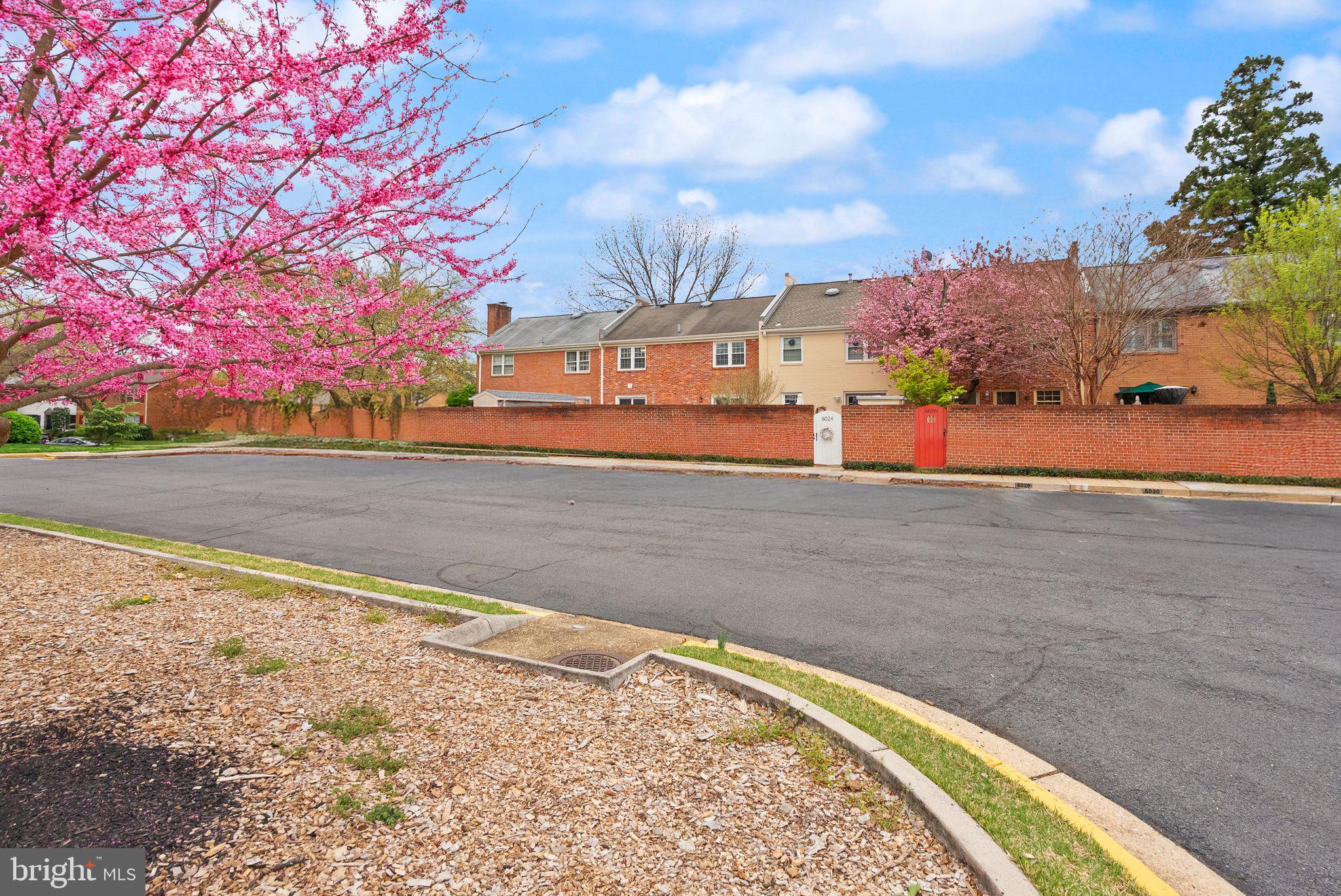 CHARLESTOWN - Residential