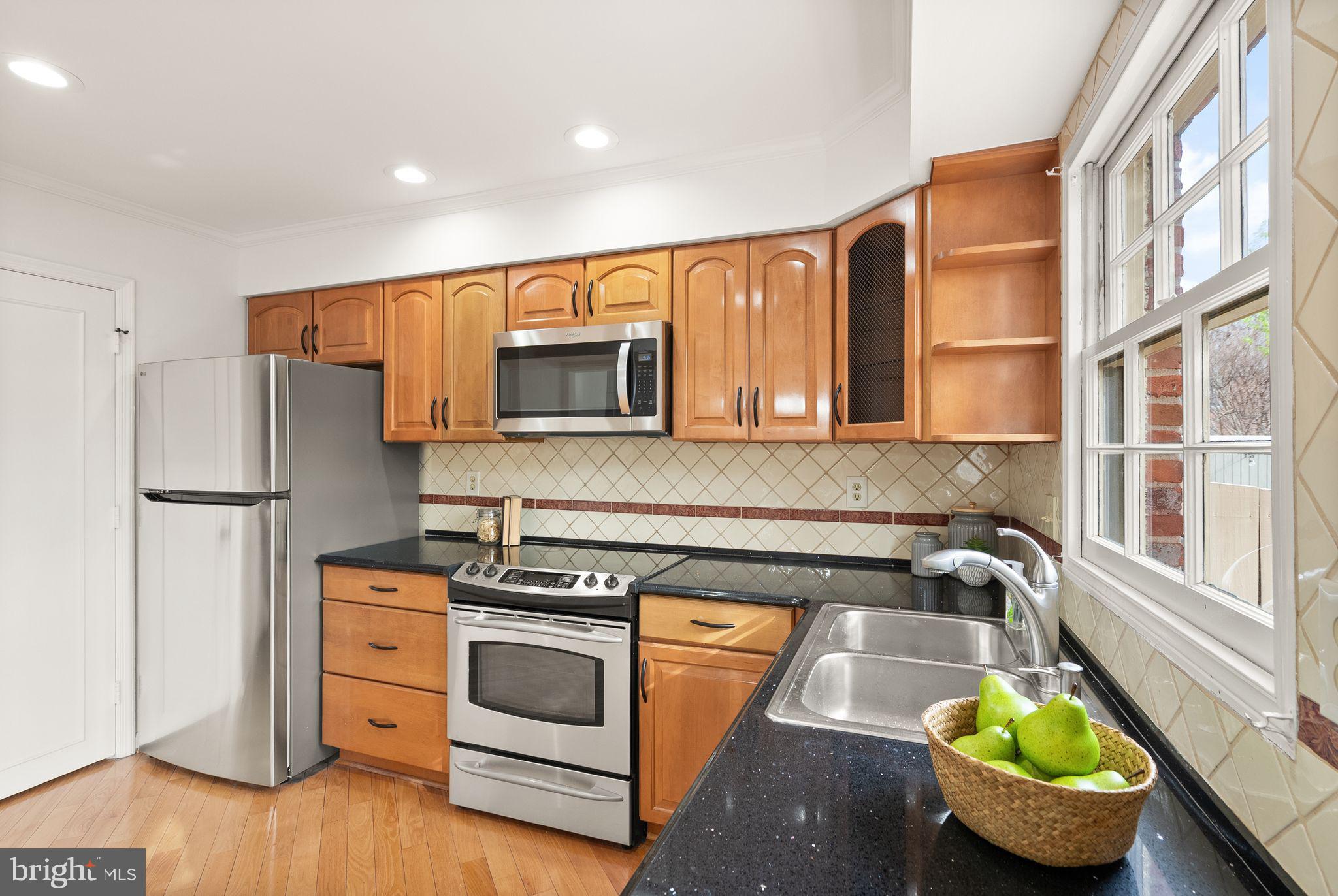 CHARLESTOWN - Residential