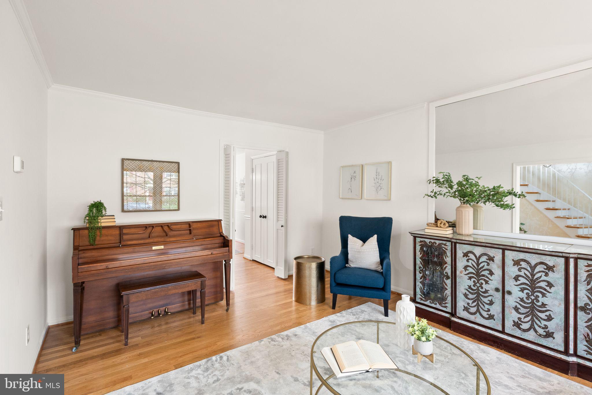 CHARLESTOWN - Residential