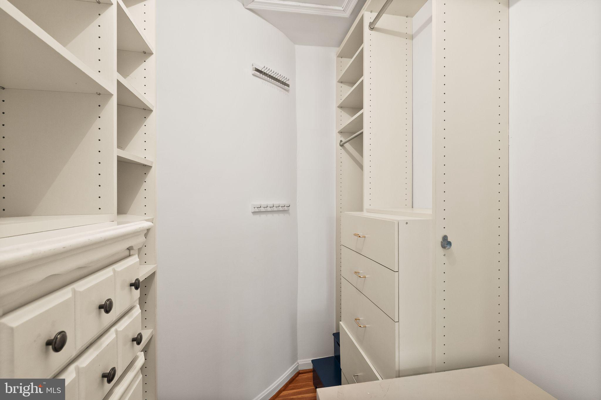 CHARLESTOWN - Residential