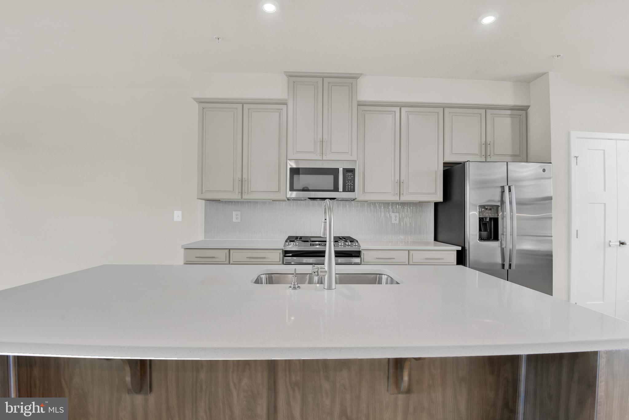 PARKSIDE - Residential