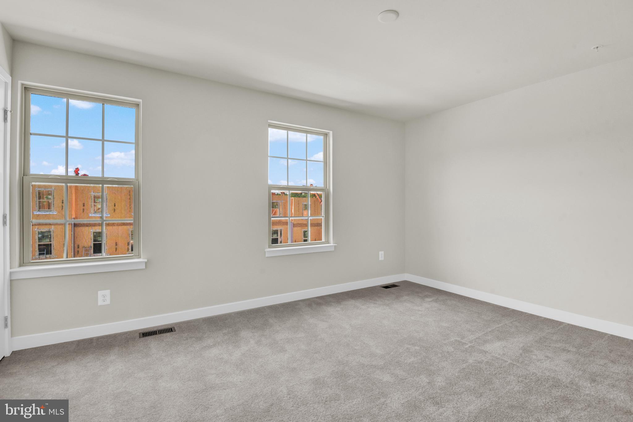 PARKSIDE - Residential