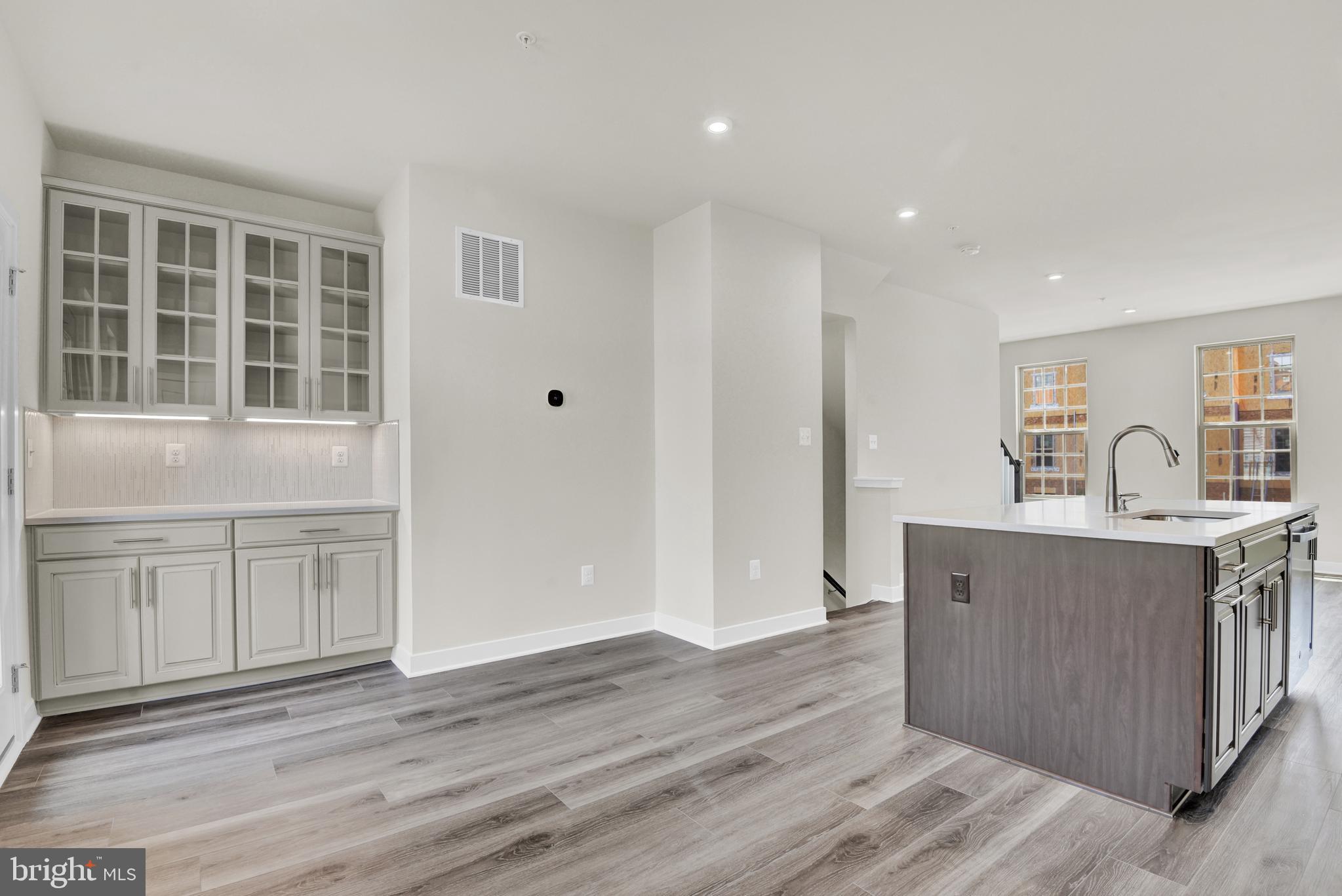 PARKSIDE - Residential