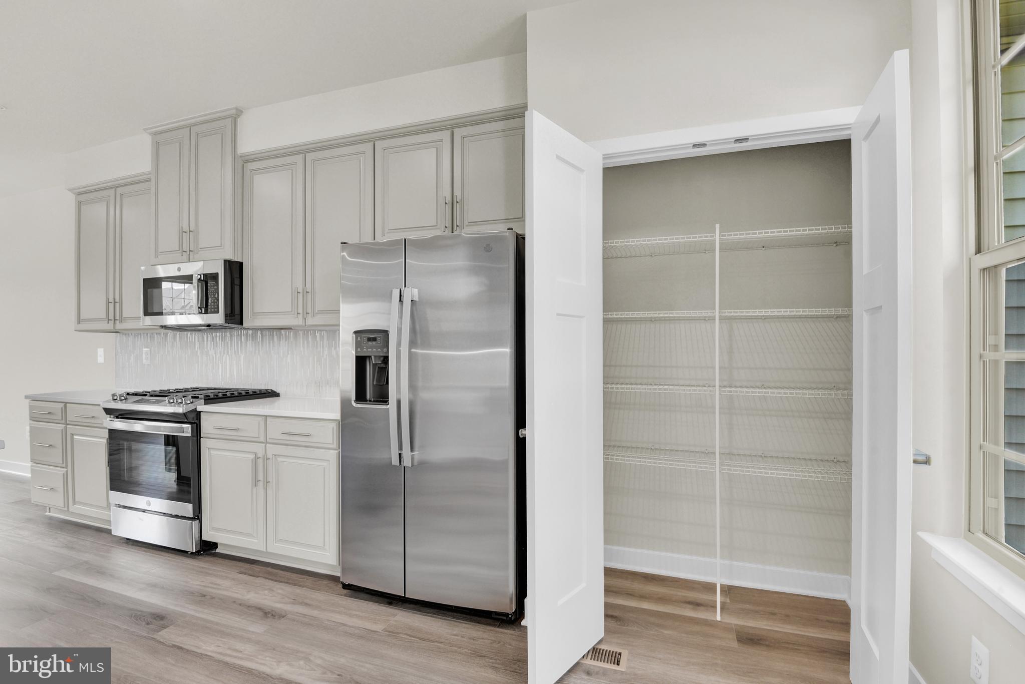 PARKSIDE - Residential