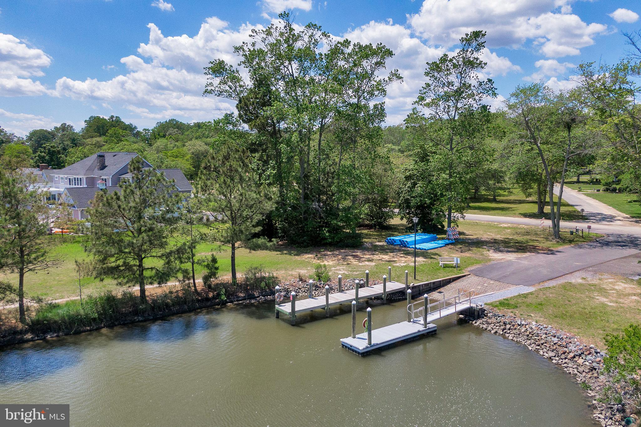 WINDING CREEK VILLAGE - Residential