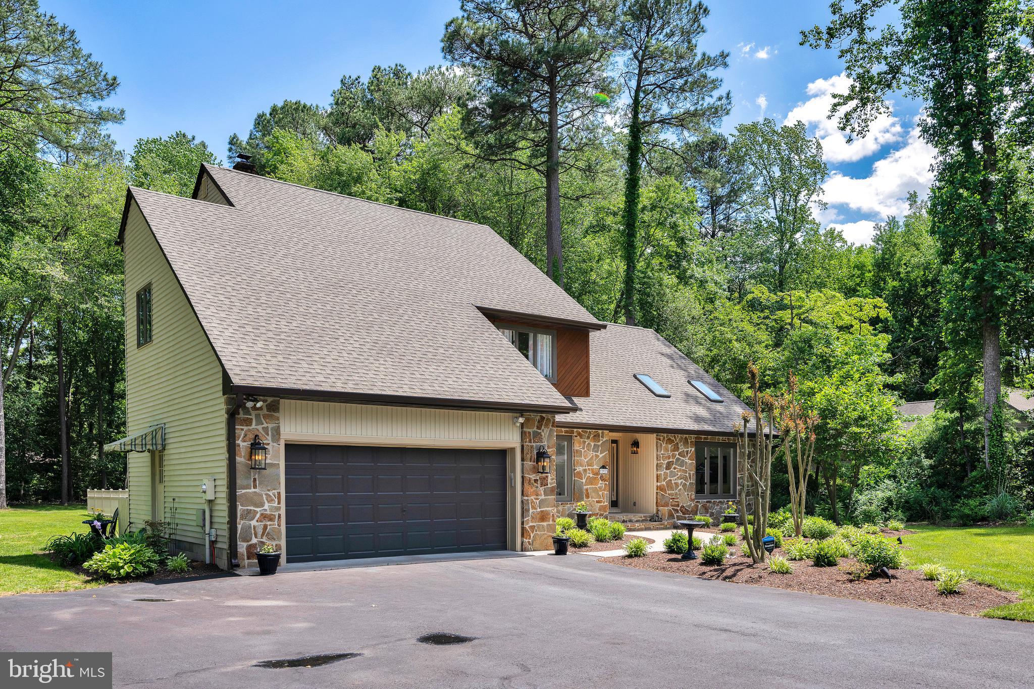 WINDING CREEK VILLAGE - Residential