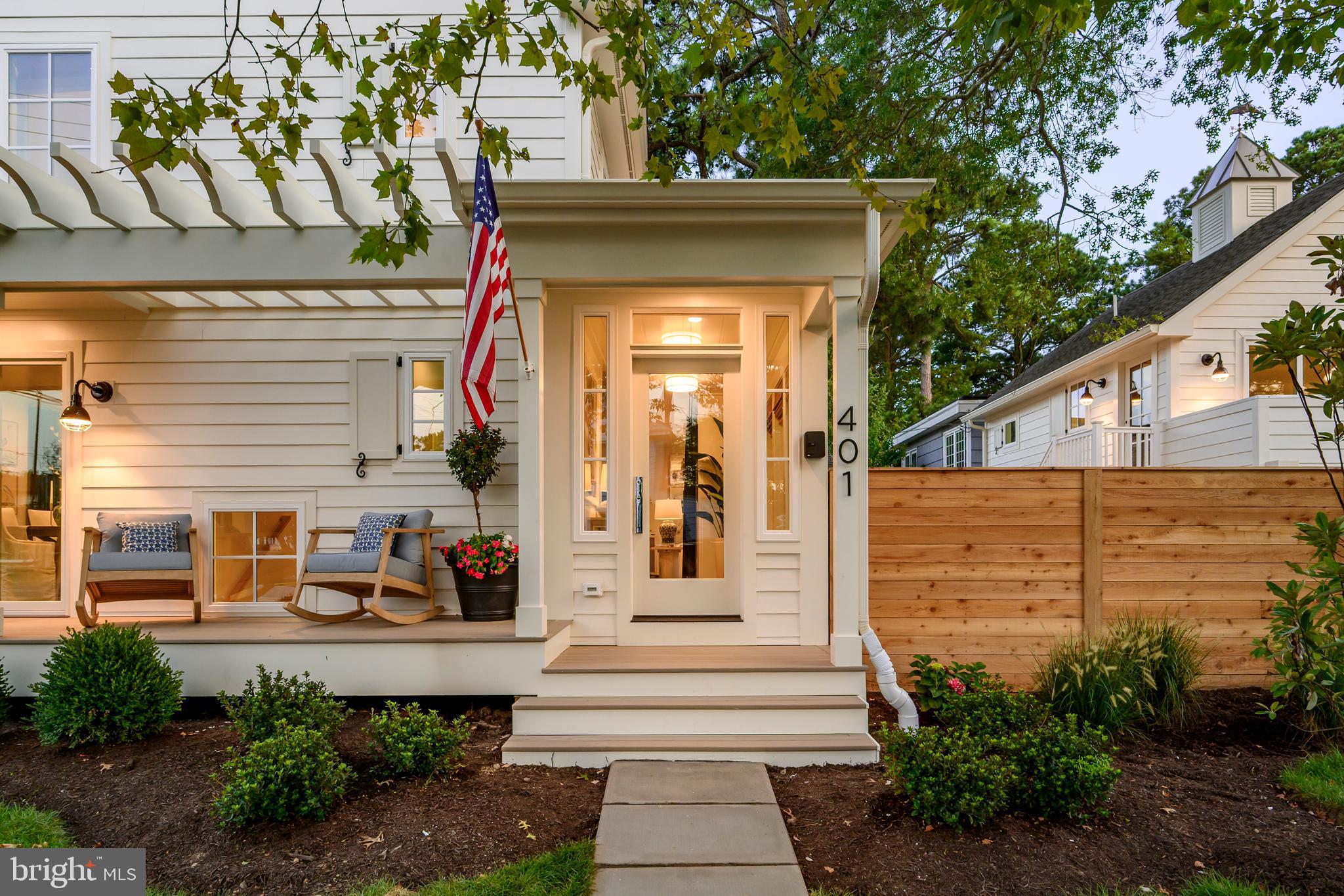 401 BAYARD AVENUE