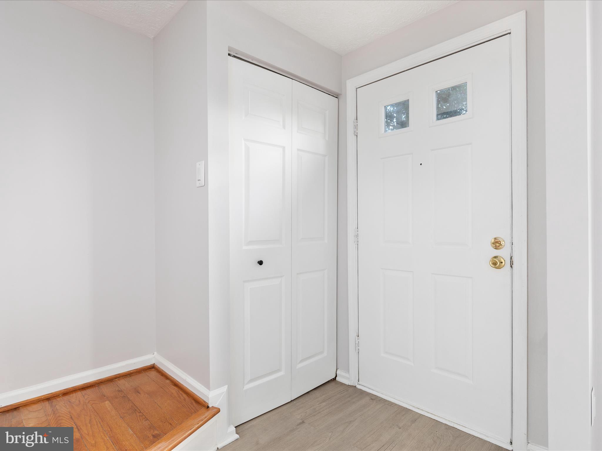 6320 LIGHTBURN COURT