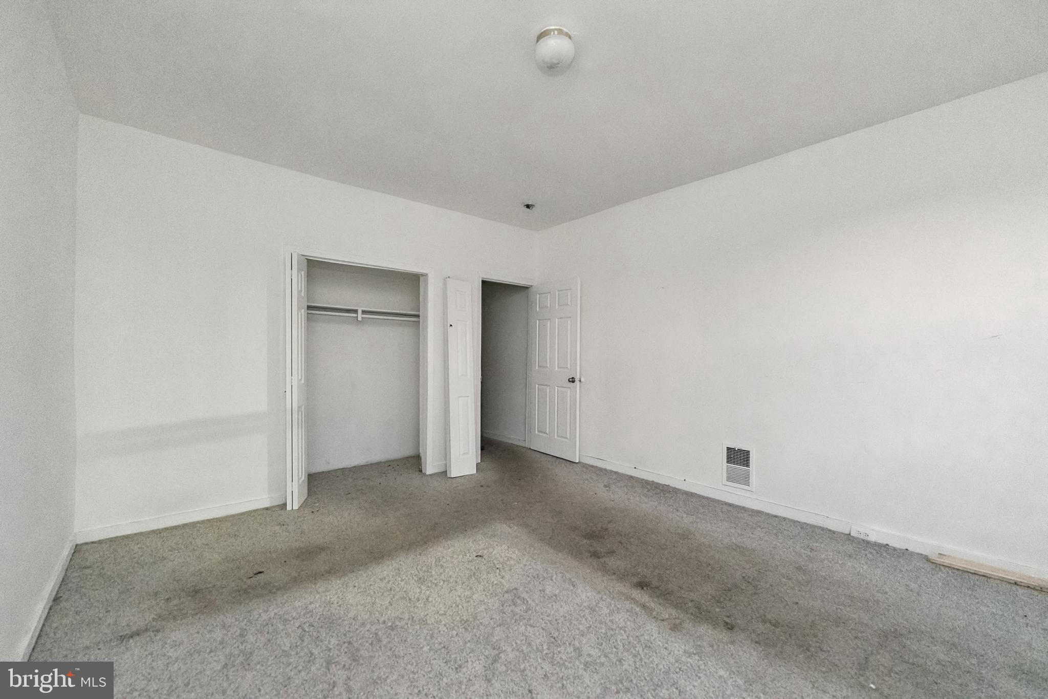 MONDAWMIN - Residential