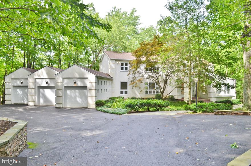 Nature lover's private waterfront retreat! Walls of glass provide views from every room! Features: Open floor plan, high-end updates throughout, one level living accommodations, extensive custom stone hardscape and walkways, pool possibility, 3-5 car garage with additional parking for guests, tons of storage, space for additional rooms if needed & more!!! Contact agent for additional information.