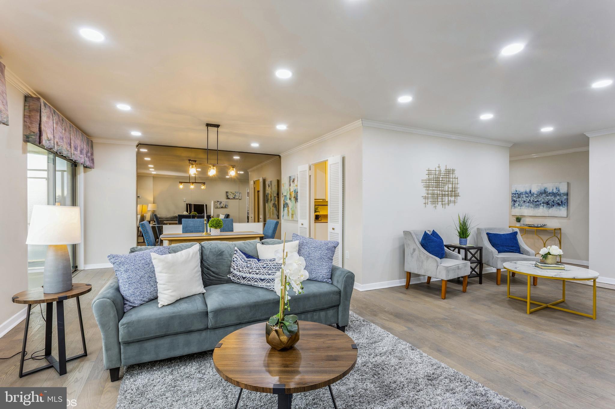 PARK TOWERS WEST - Residential