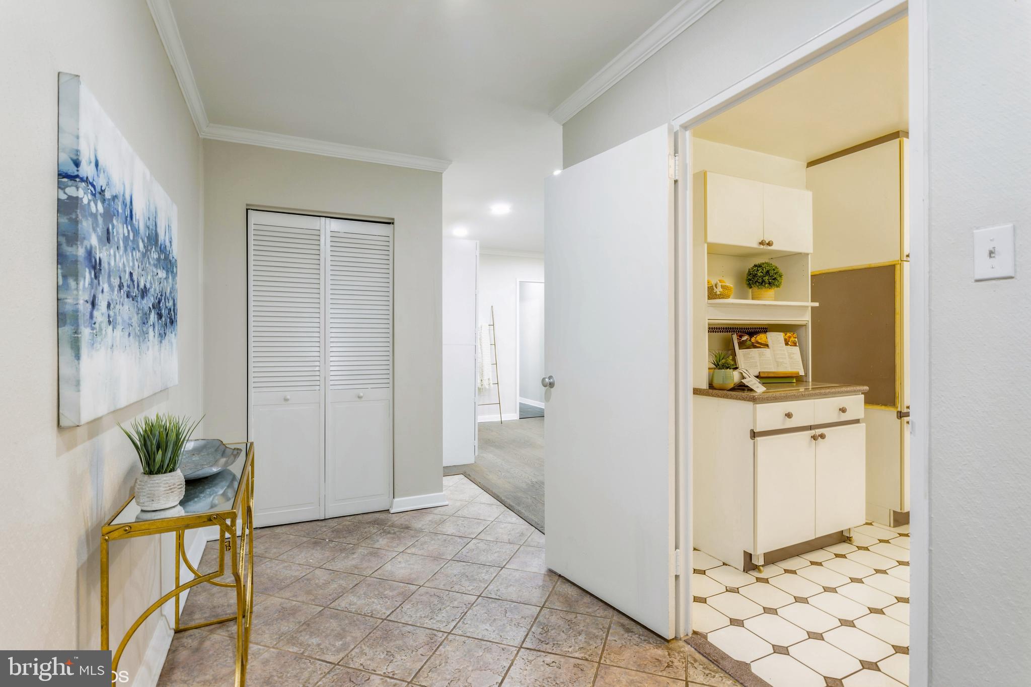 PARK TOWERS WEST - Residential