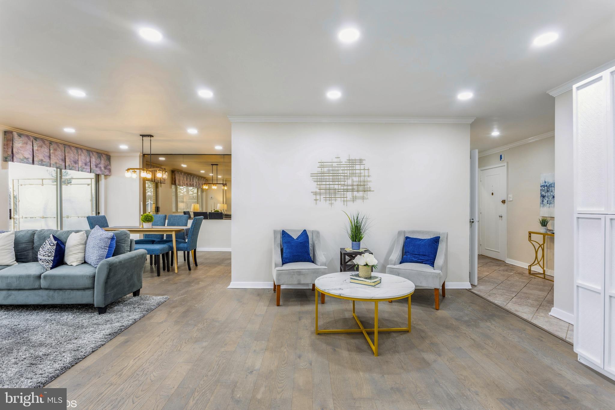 PARK TOWERS WEST - Residential