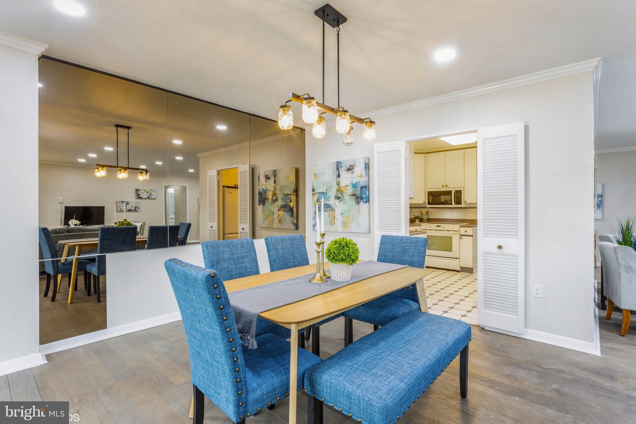 PARK TOWERS WEST - Residential