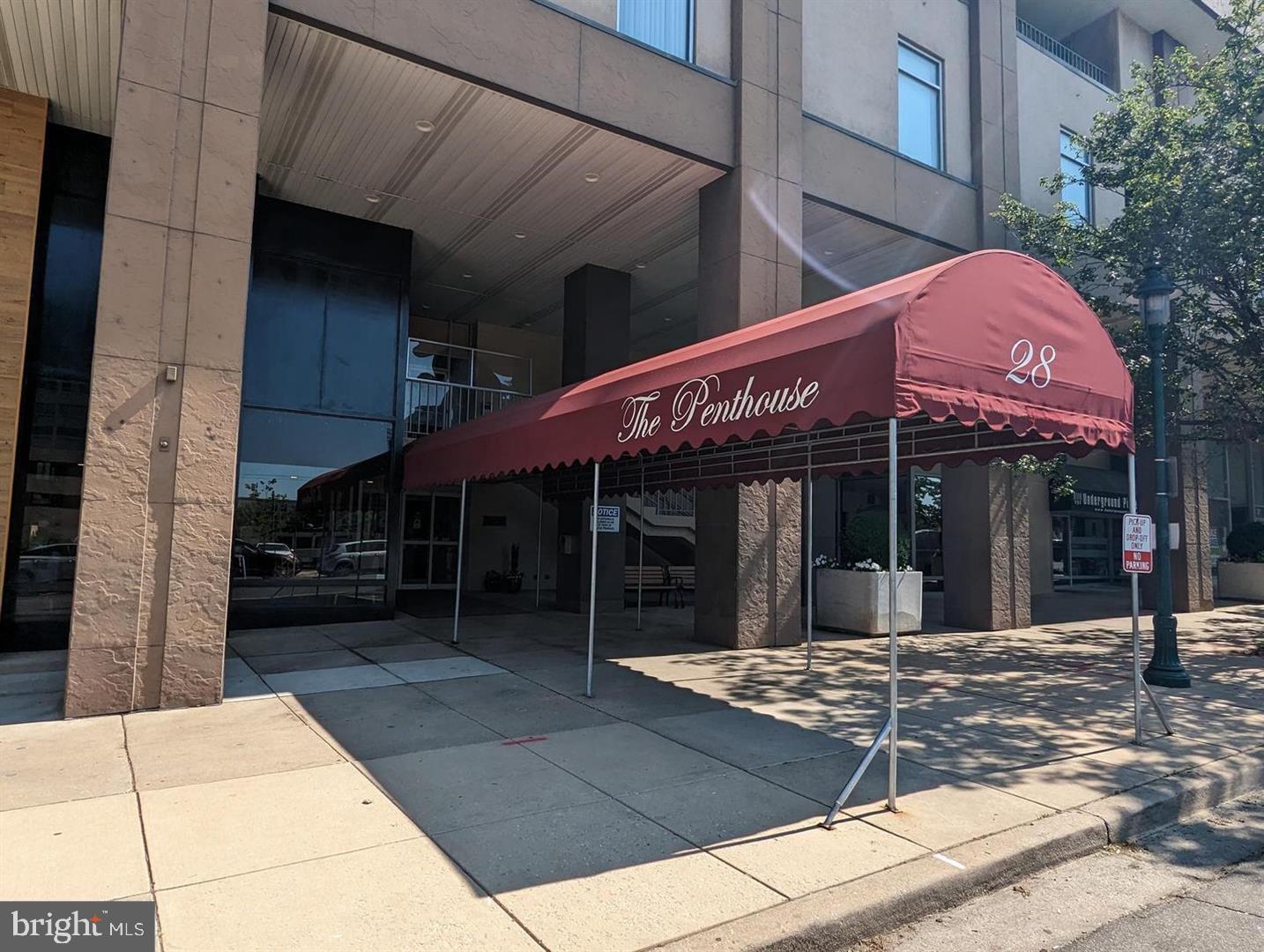 PENTHOUSE CONDOMINIUMS - Residential