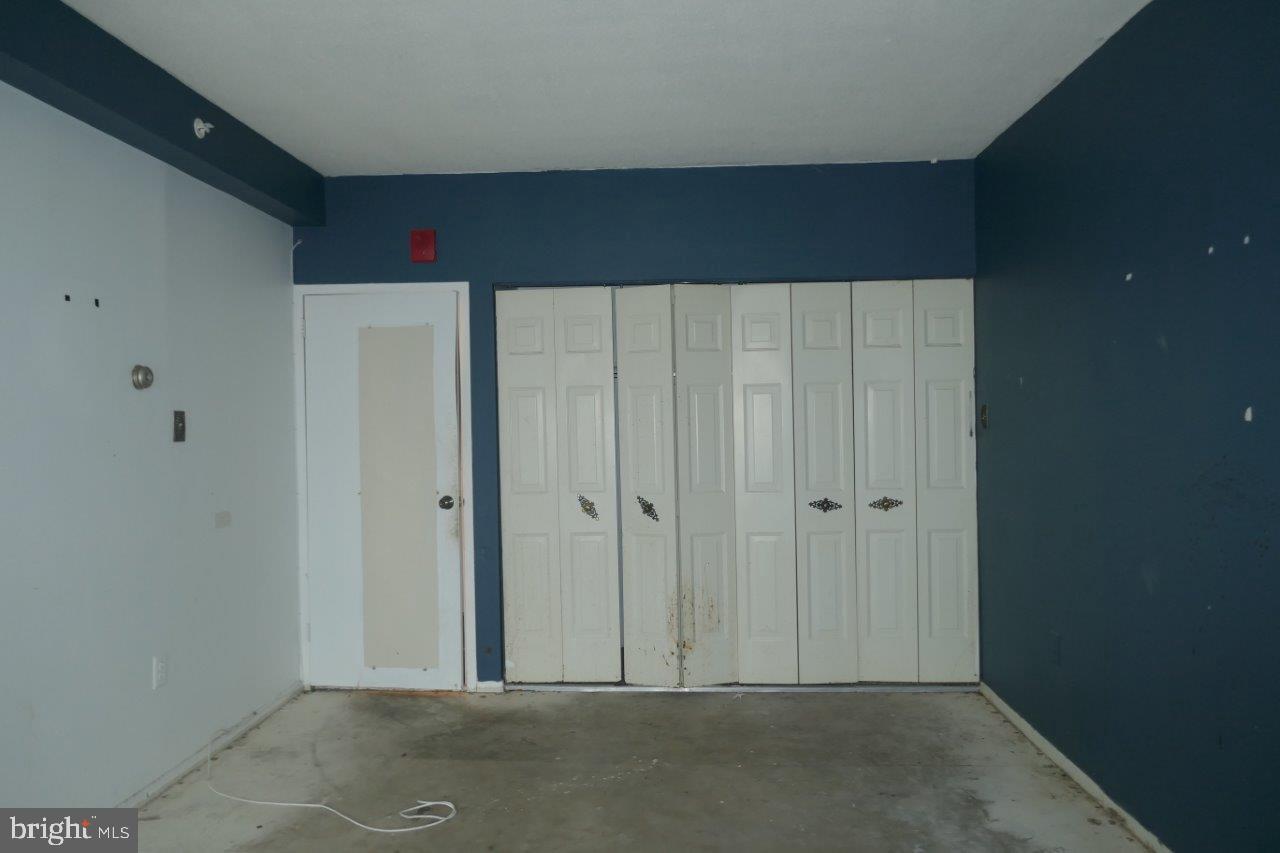 PENTHOUSE CONDOMINIUMS - Residential